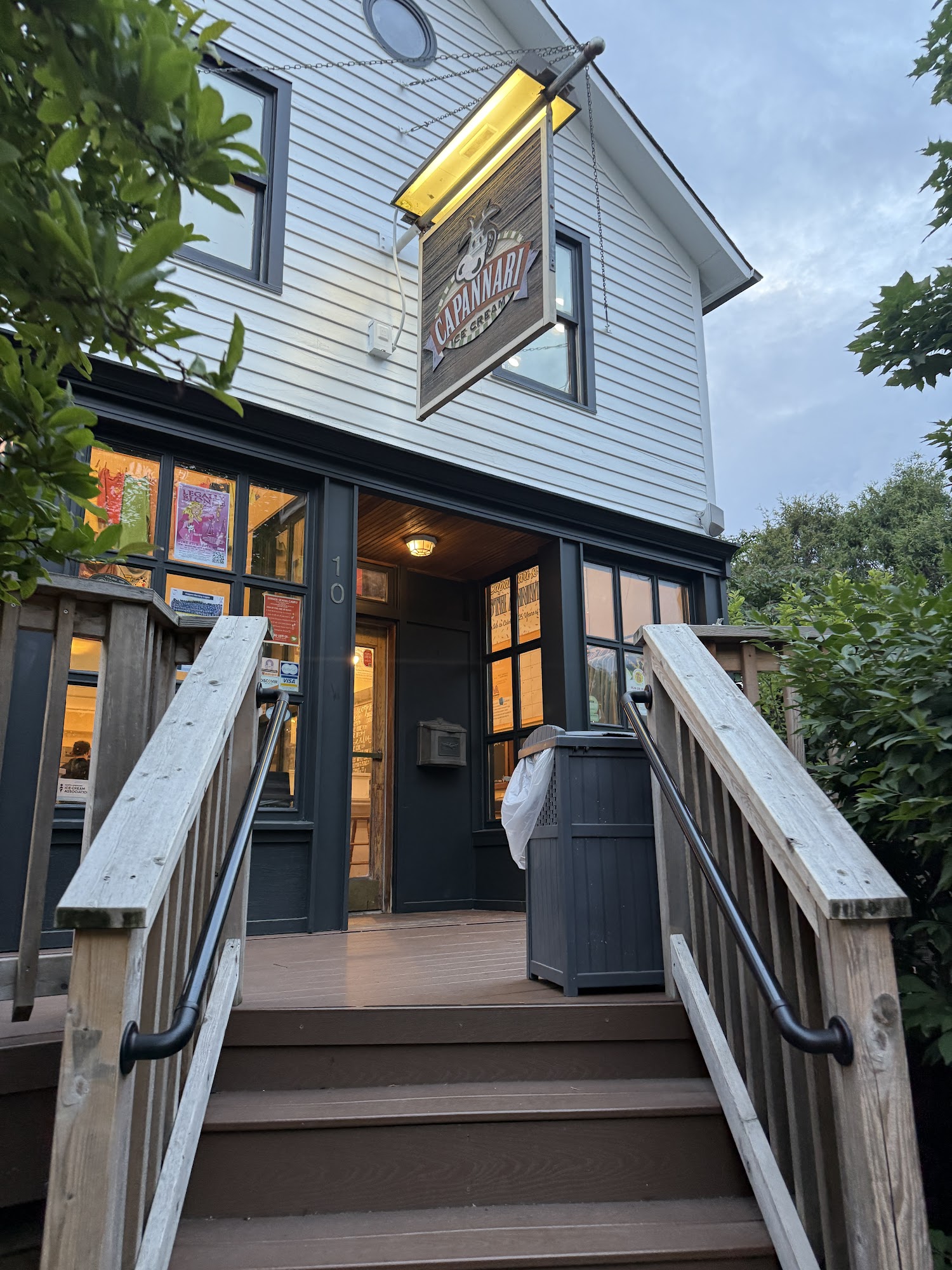 Capannari Ice Cream and Catering Mount Prospect