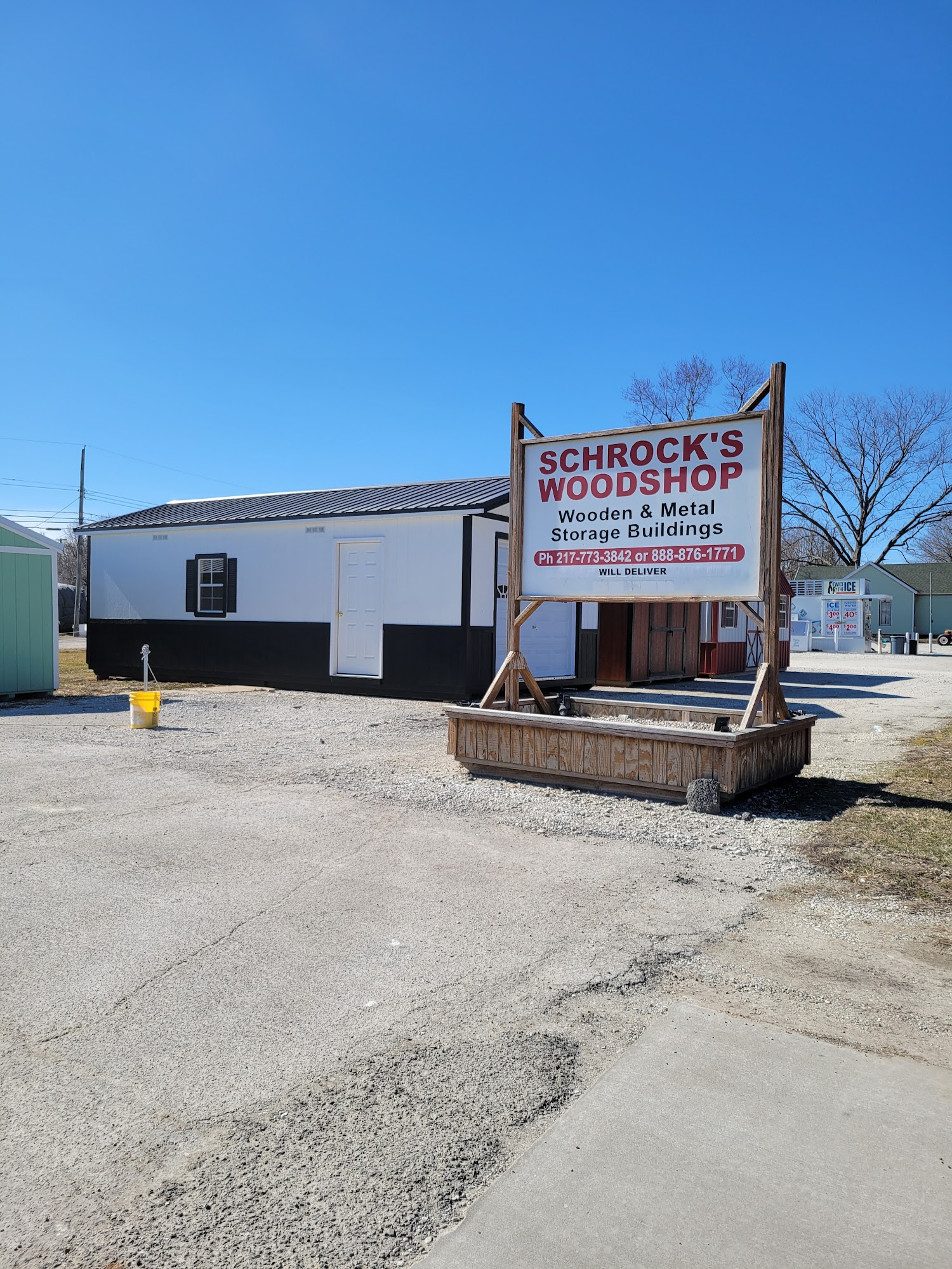 Schrock's Woodshop & Mini Brns