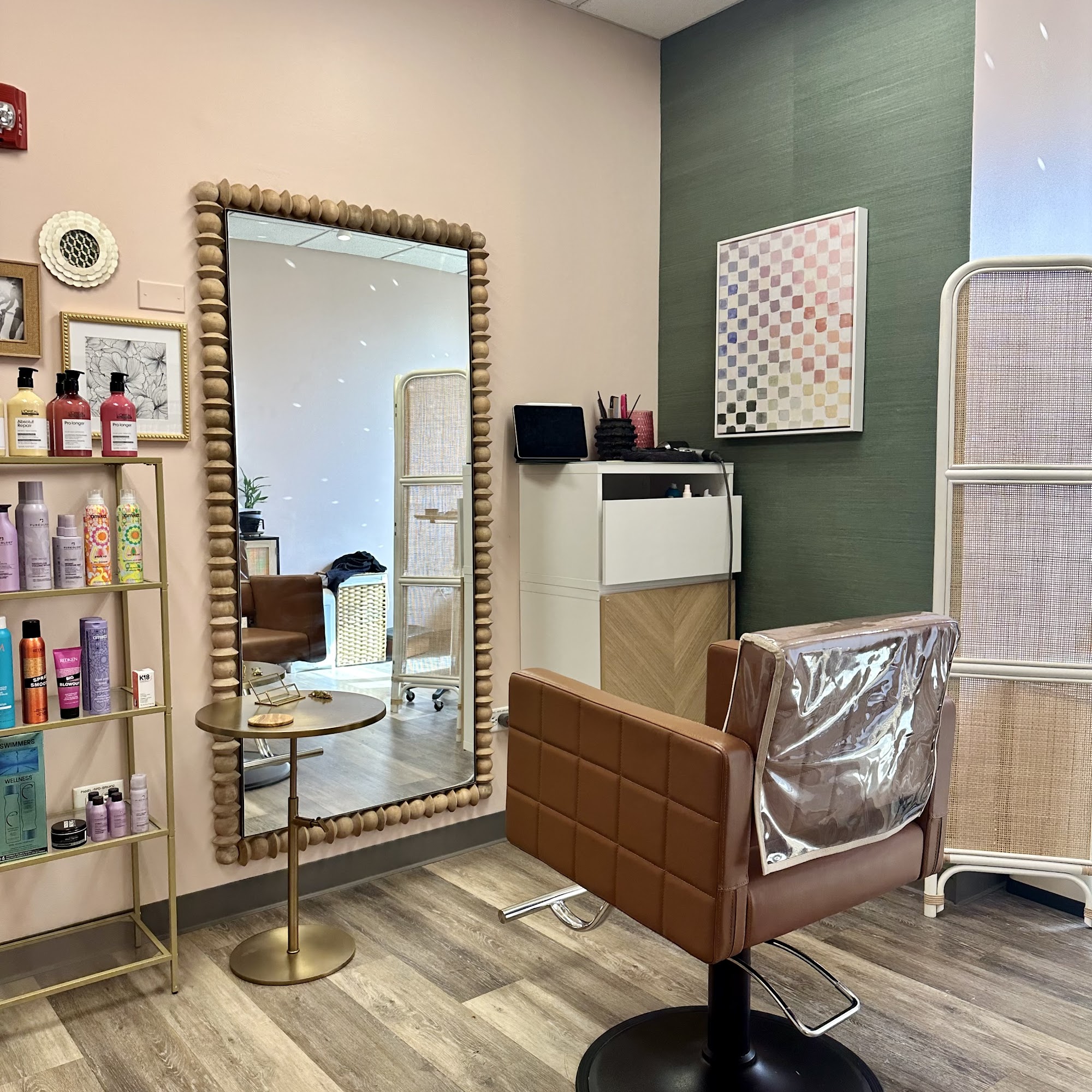 One 11 Hair Studio 3340 Lacrosse Ln, Naperville Illinois 60564