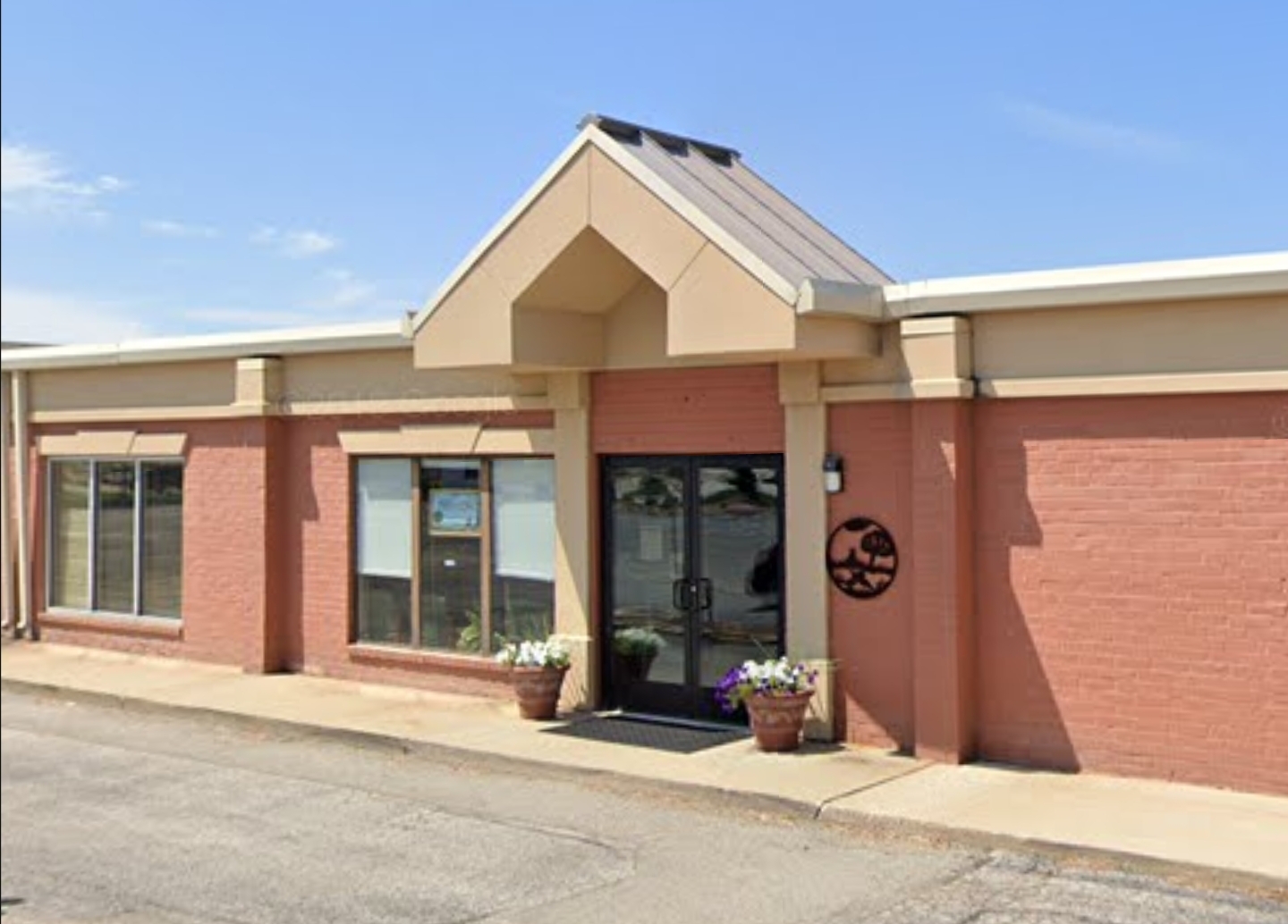 Prairie Oak Veterinary Center Normal