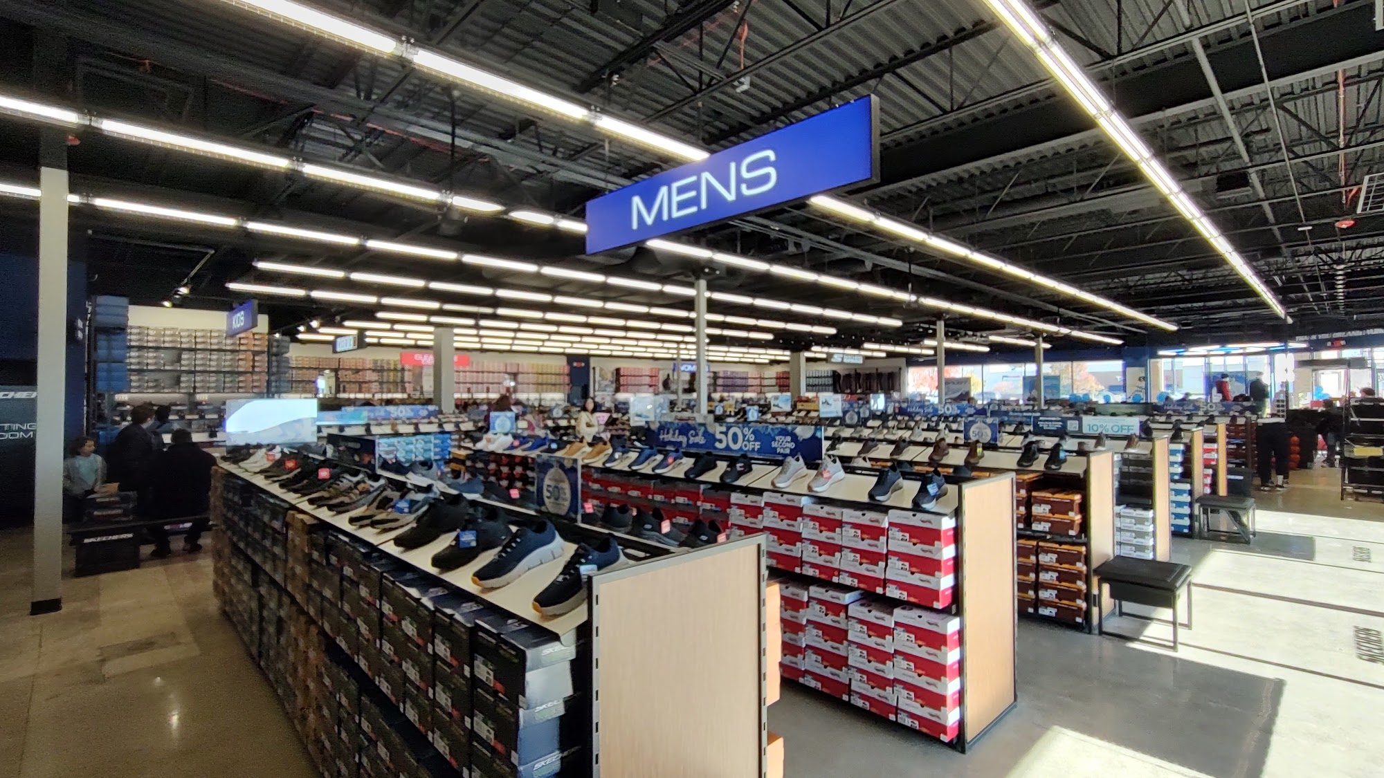 SKECHERS Warehouse Outlet Orland Park