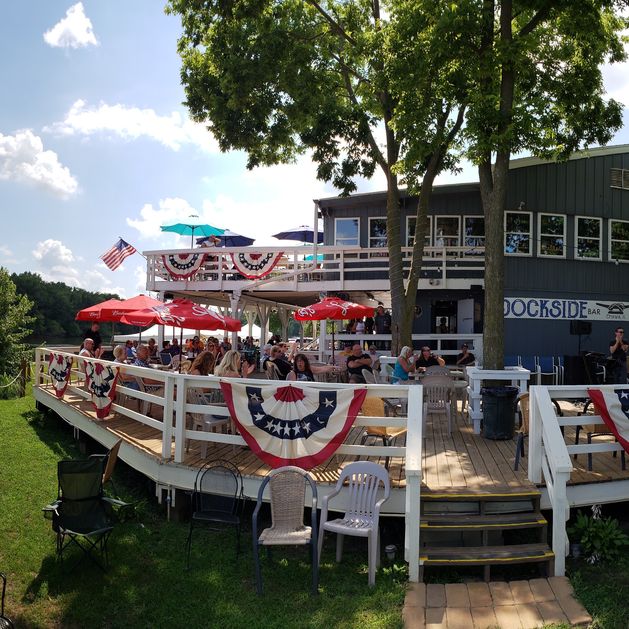 Dockside Bar and Grill Ottawa