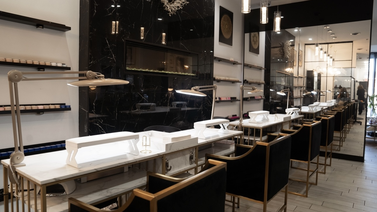 O & B Style 709 Devon Ave, Park Ridge Illinois 60068