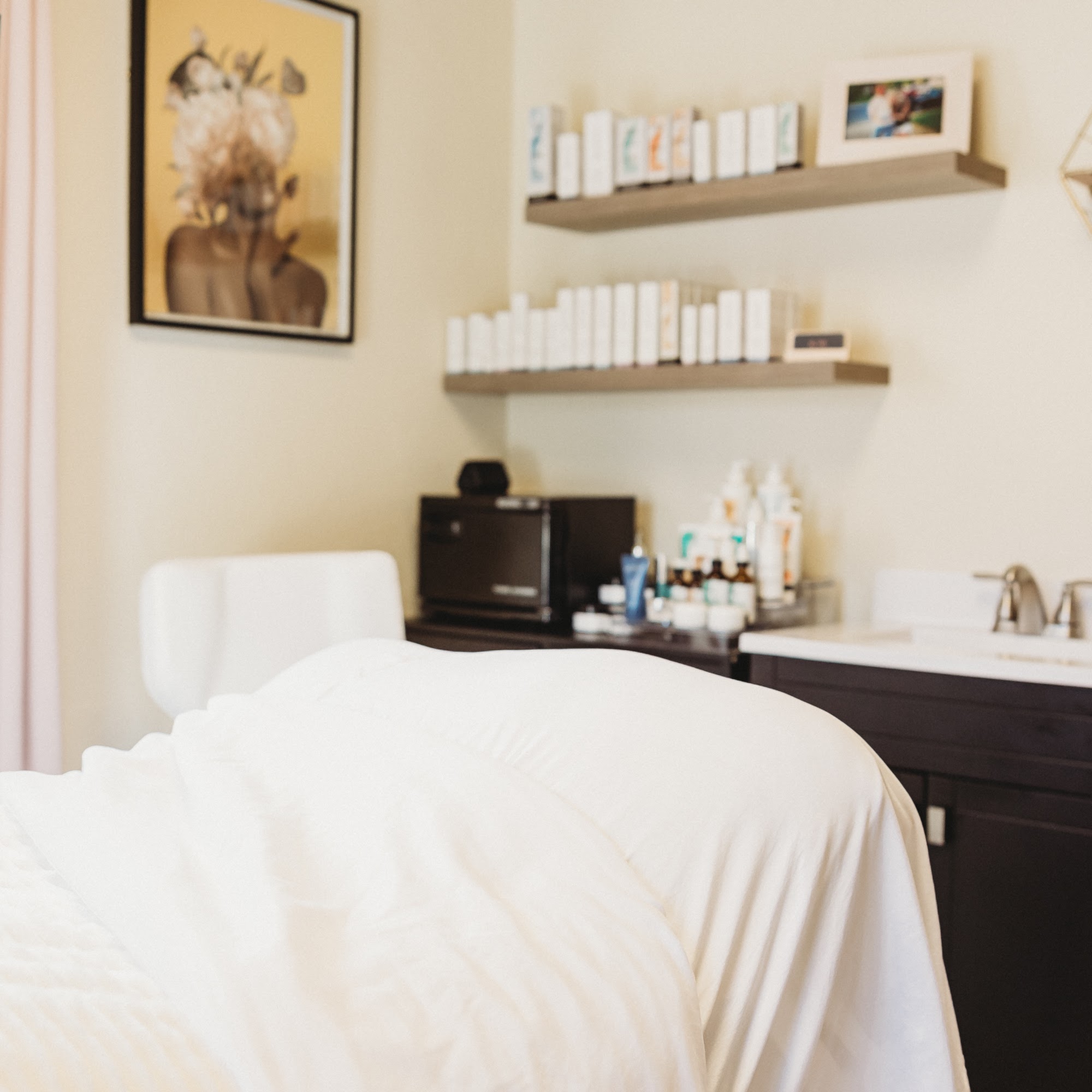 KW Skin 1312 E Duryea Ave, Peoria Heights Illinois 61616