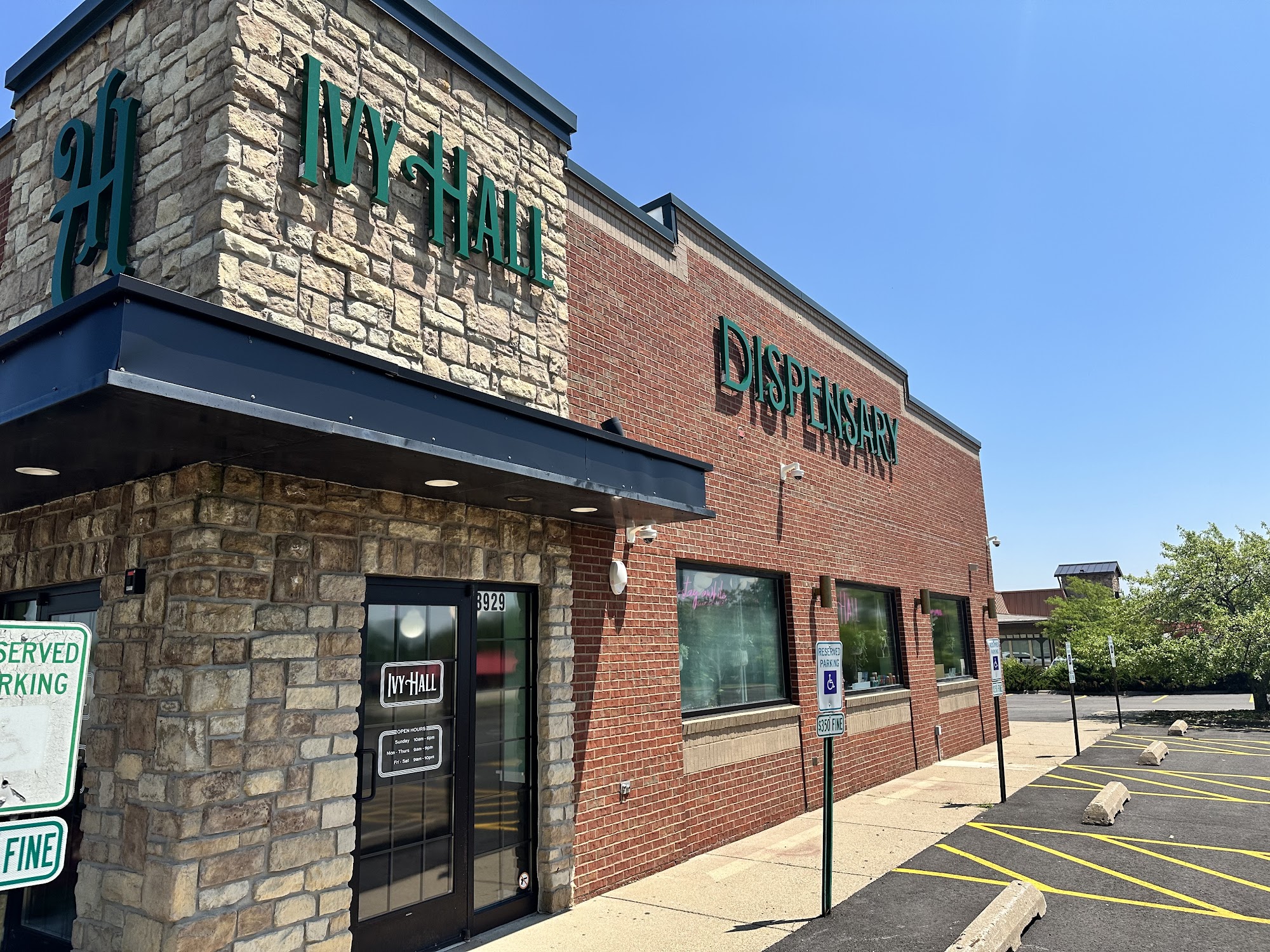 Ivy Hall Dispensary - Peoria Peoria