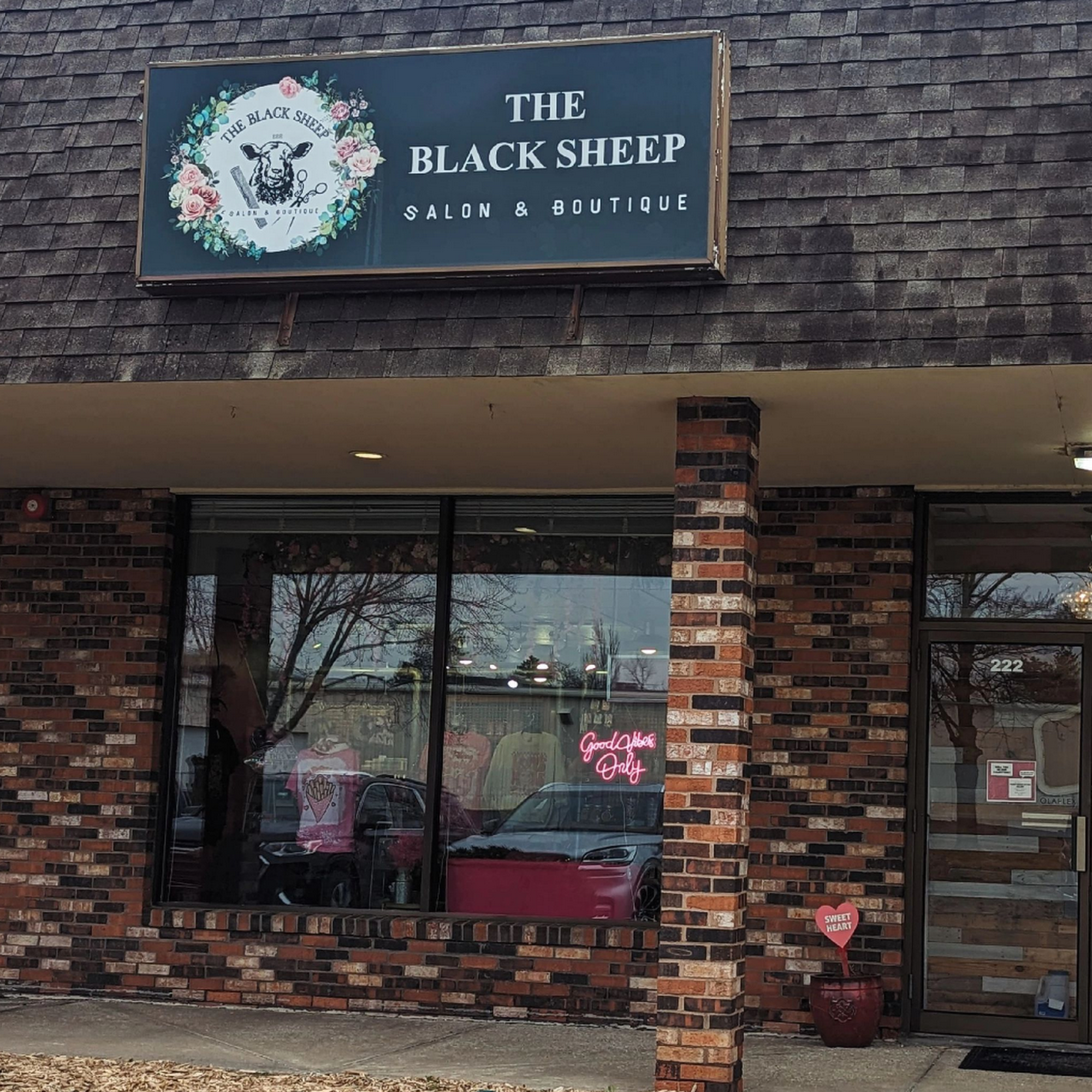 The Black Sheep Salon & Boutique 7501 N University St Ste 222, Peoria Illinois 61614