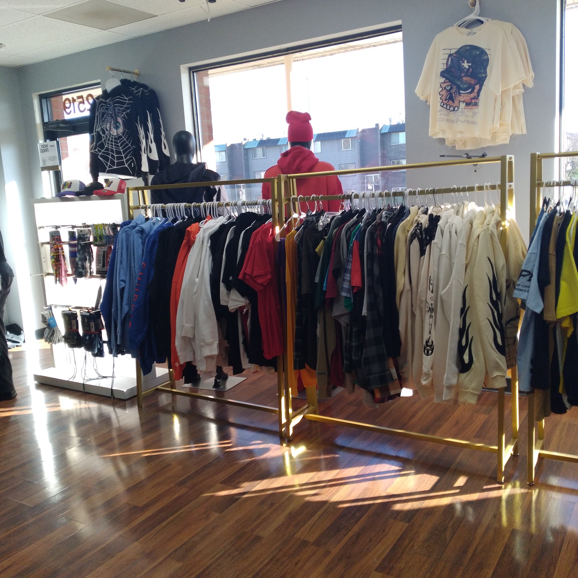 Urban Clothing & Shoes