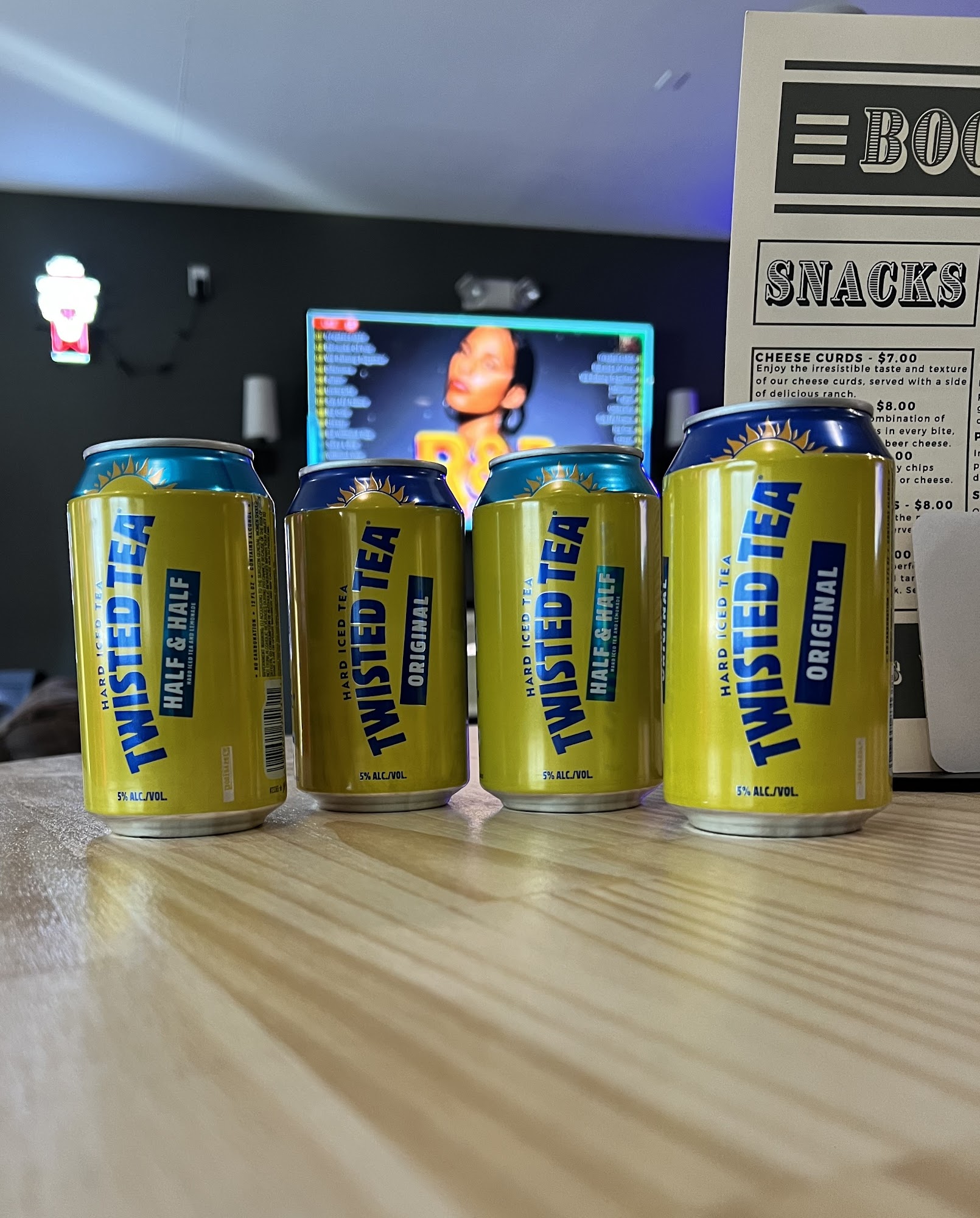 BOONE's Bar & Slots Menu