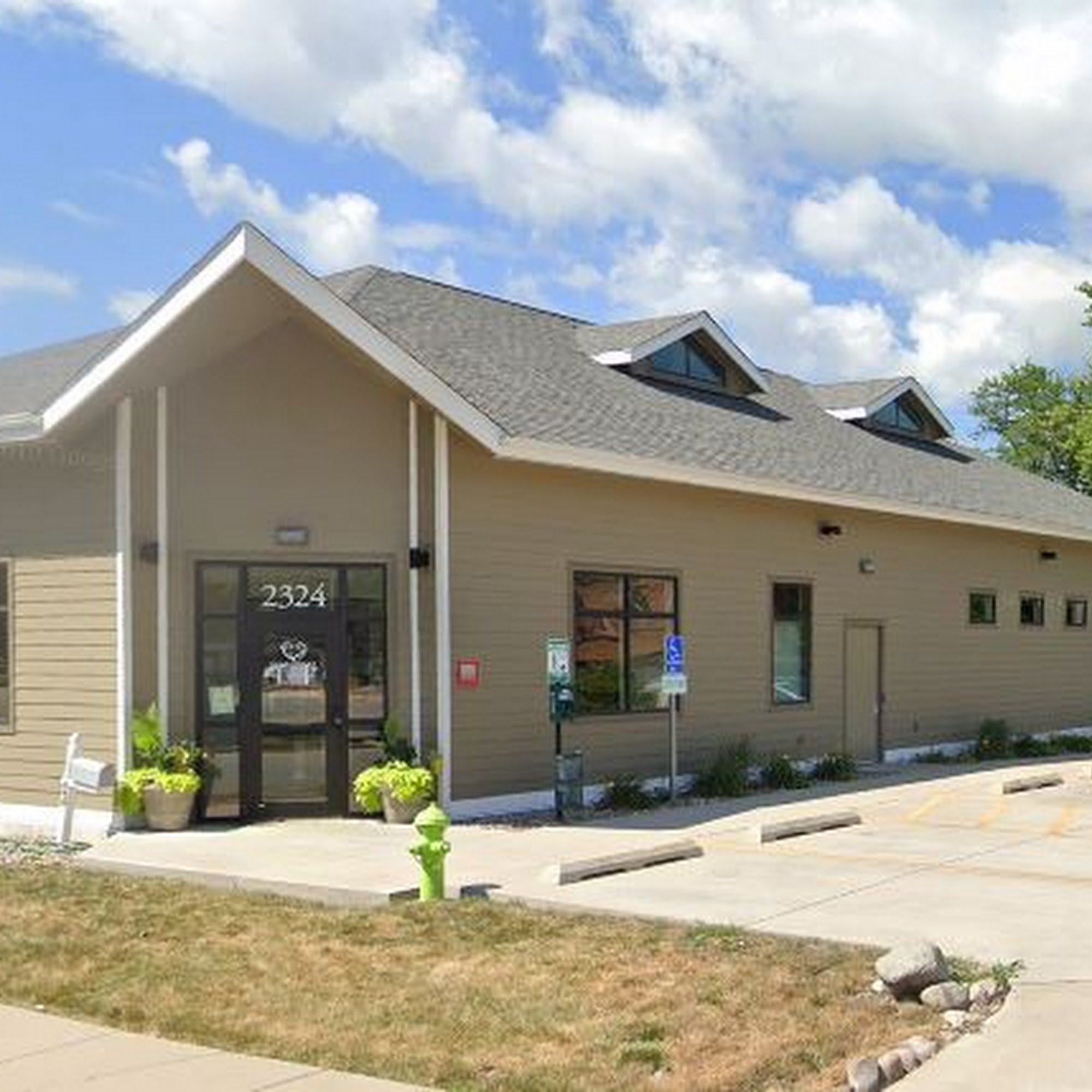 Rock Island Animal Hospital: Narske E D DVM Rock Island