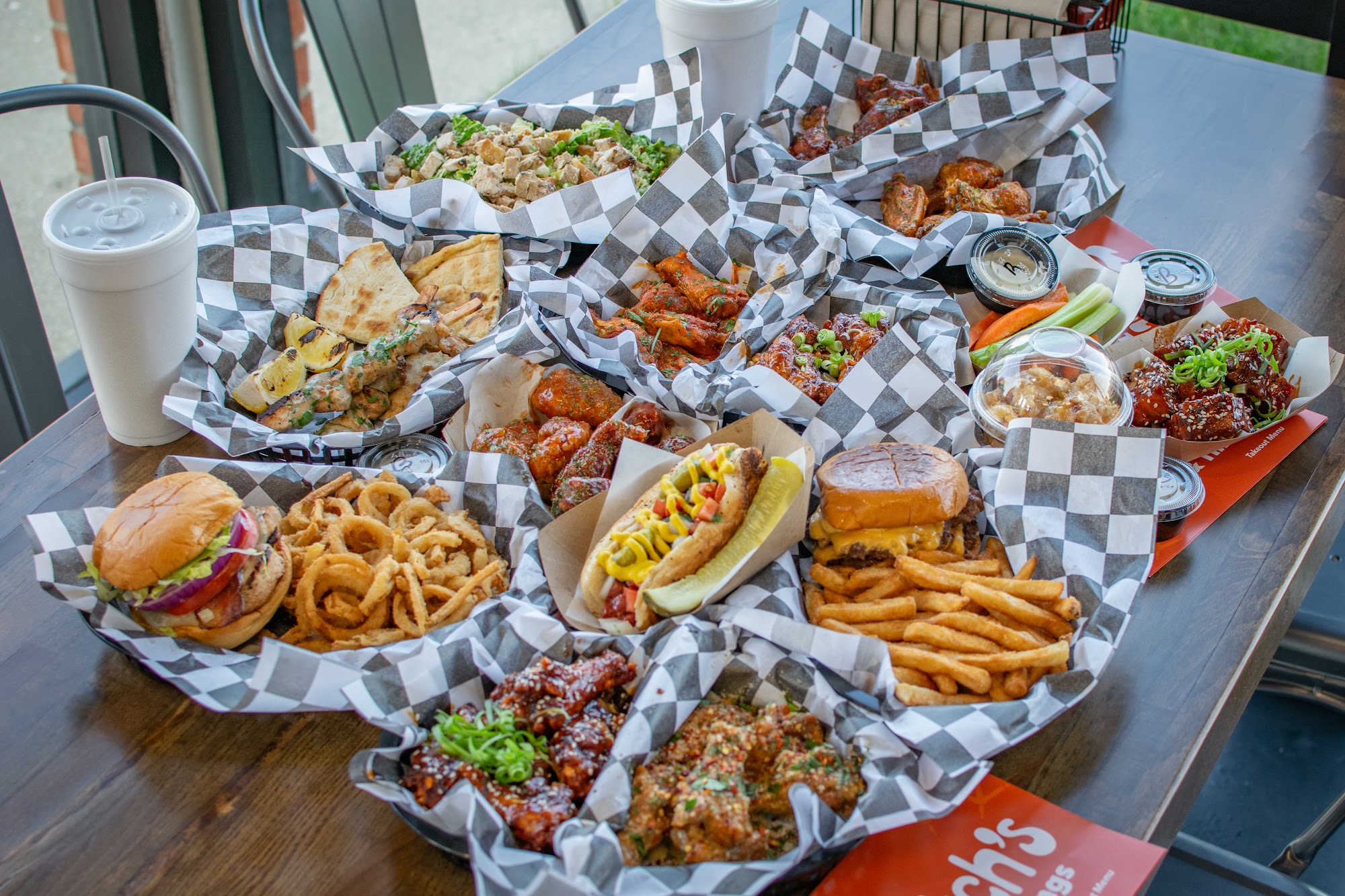 Meetch's Wings & Things Rolling Meadows