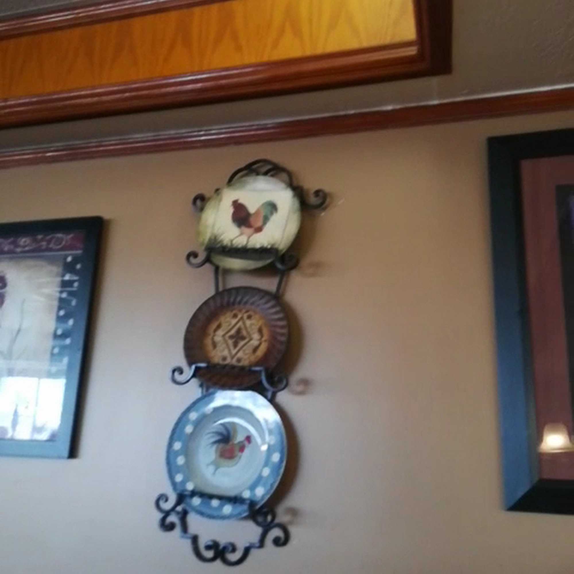 Mrs V's Restaurant Round Lake Beach