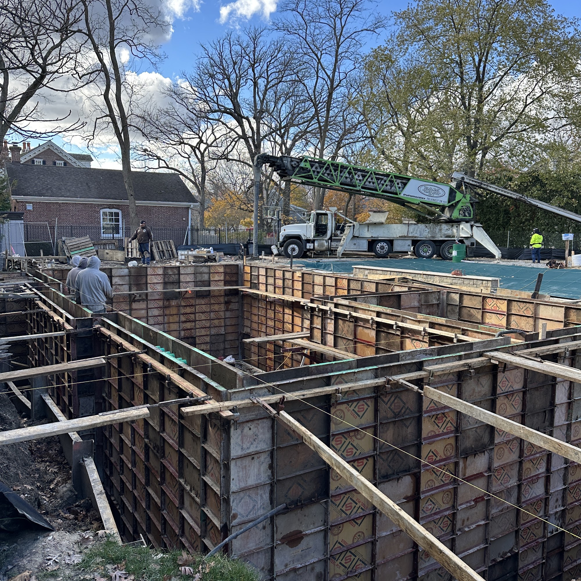 J.Montoya Construction Co 3501 Jarvis Ave, Skokie Illinois 60076