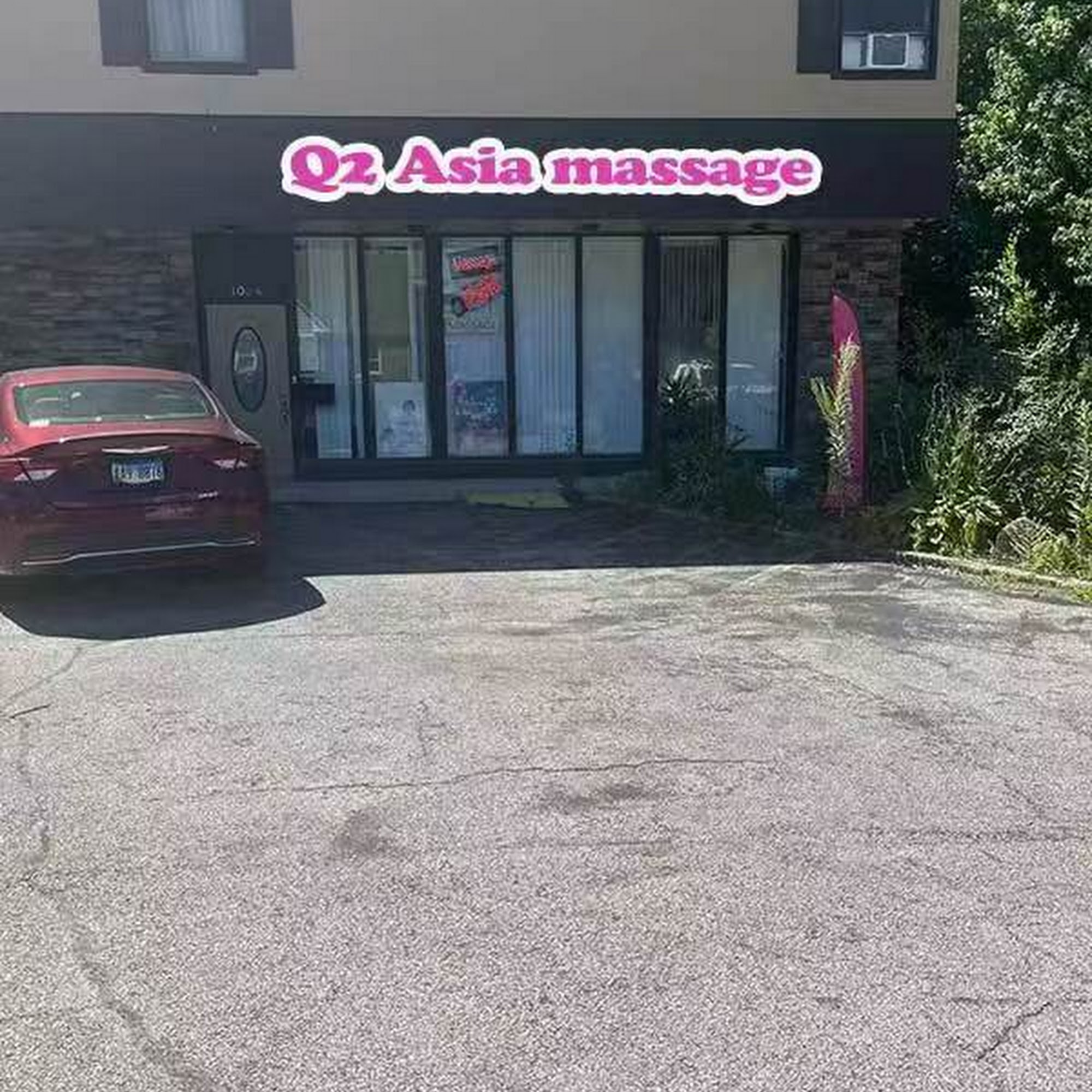 Q2 Asian Massage 1024 W Lawrence Ave, Springfield Illinois 62704