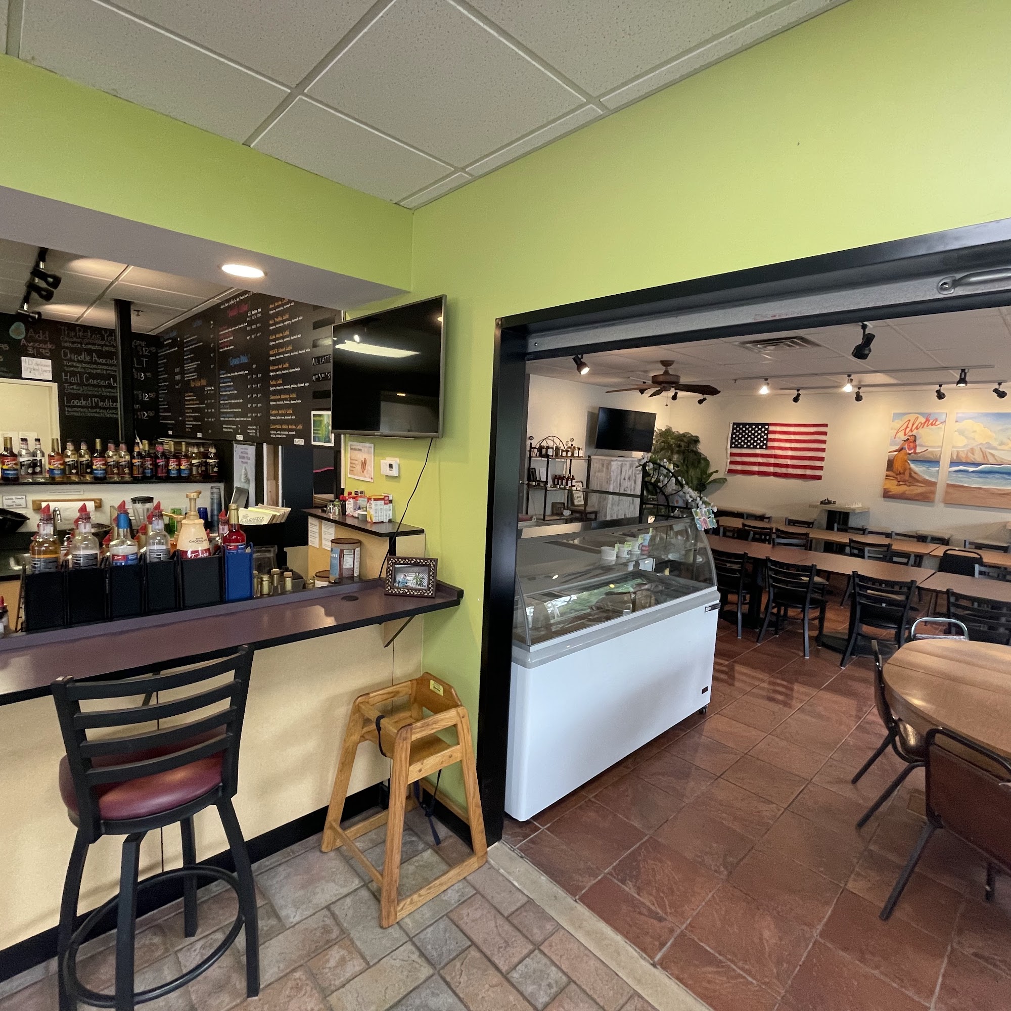 Luau Coffee St. Charles