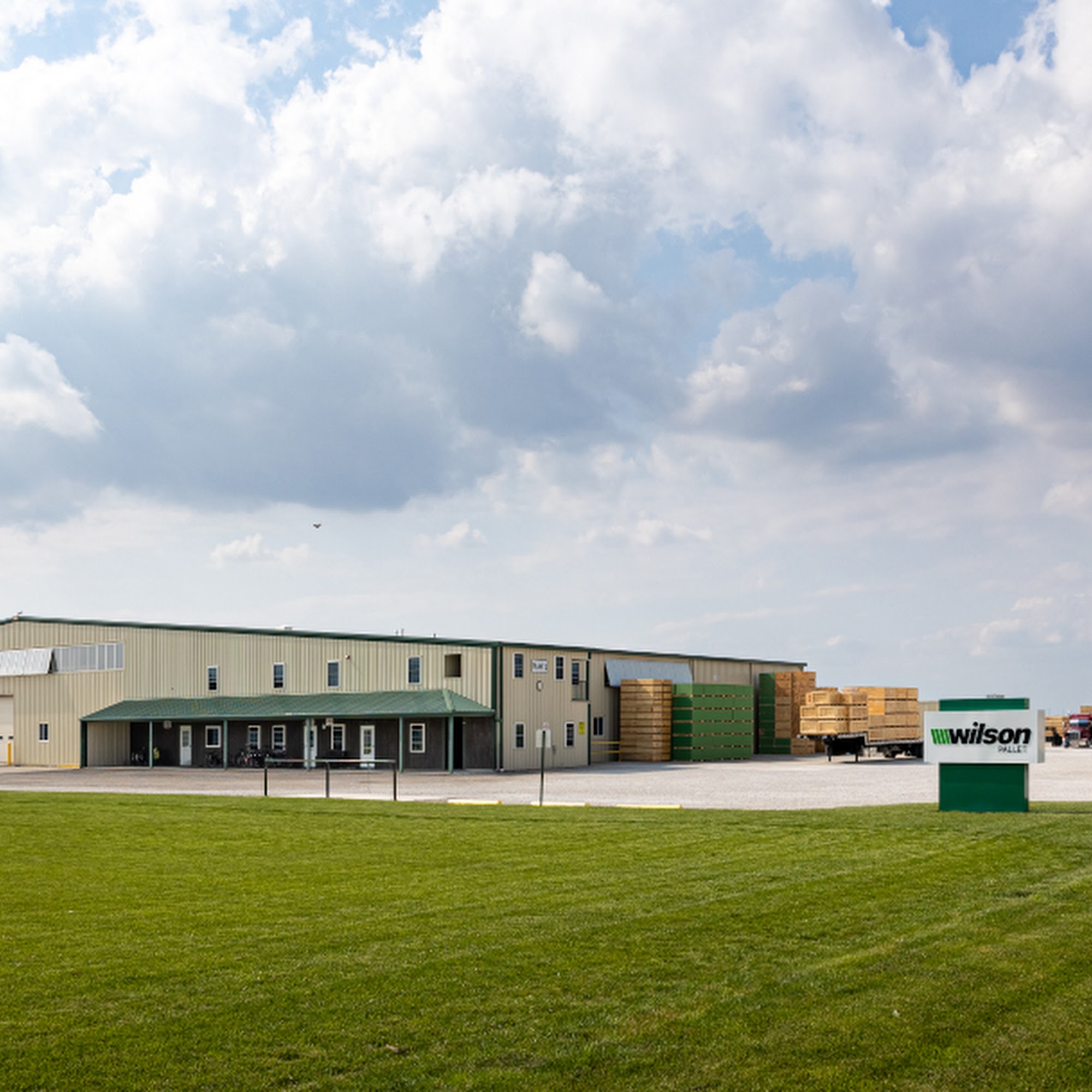 Wilson Pallet Sullivan