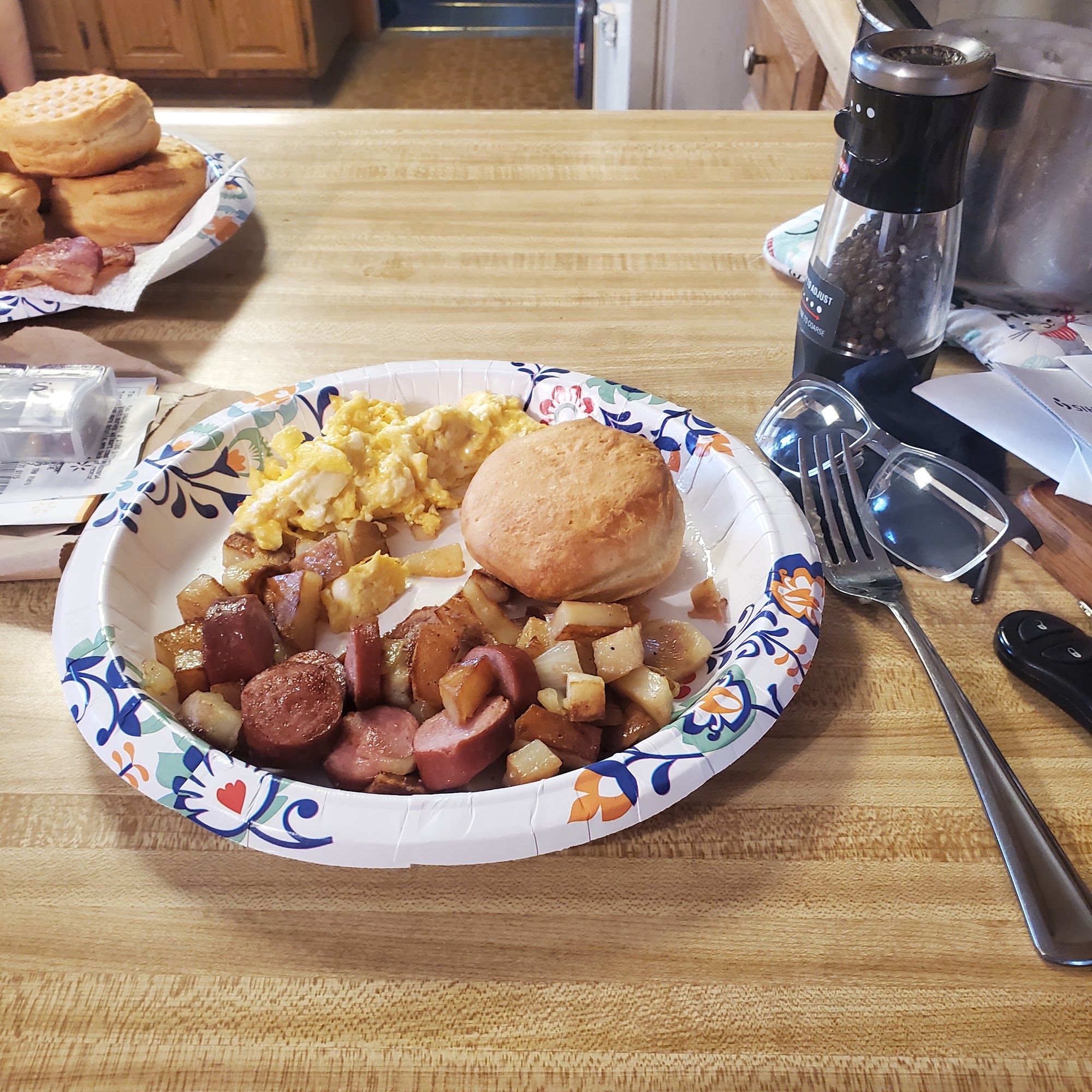 The Hangout 21368 Shawneetown Rd, Thompsonville