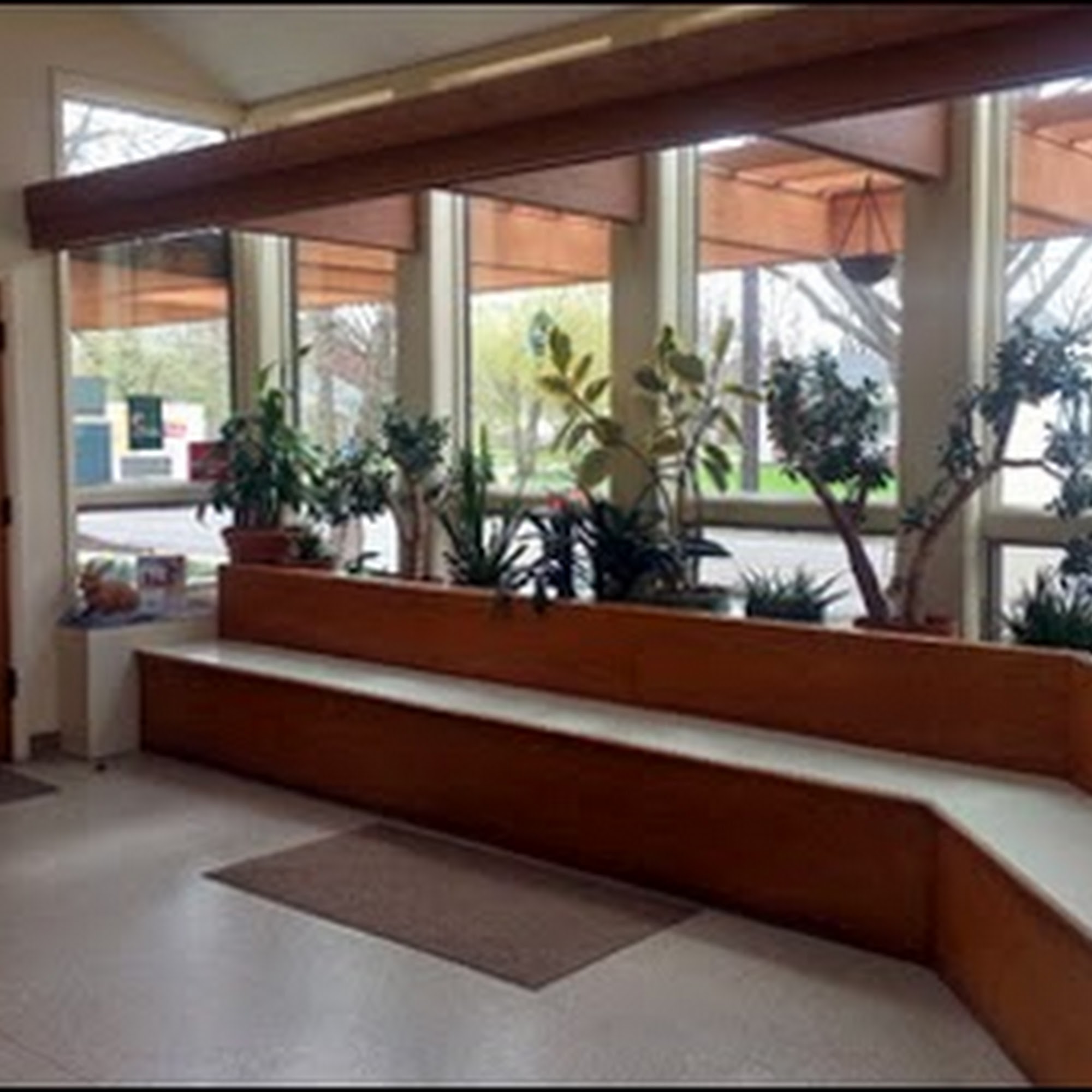 Good Friends Animal Hospital Urbana