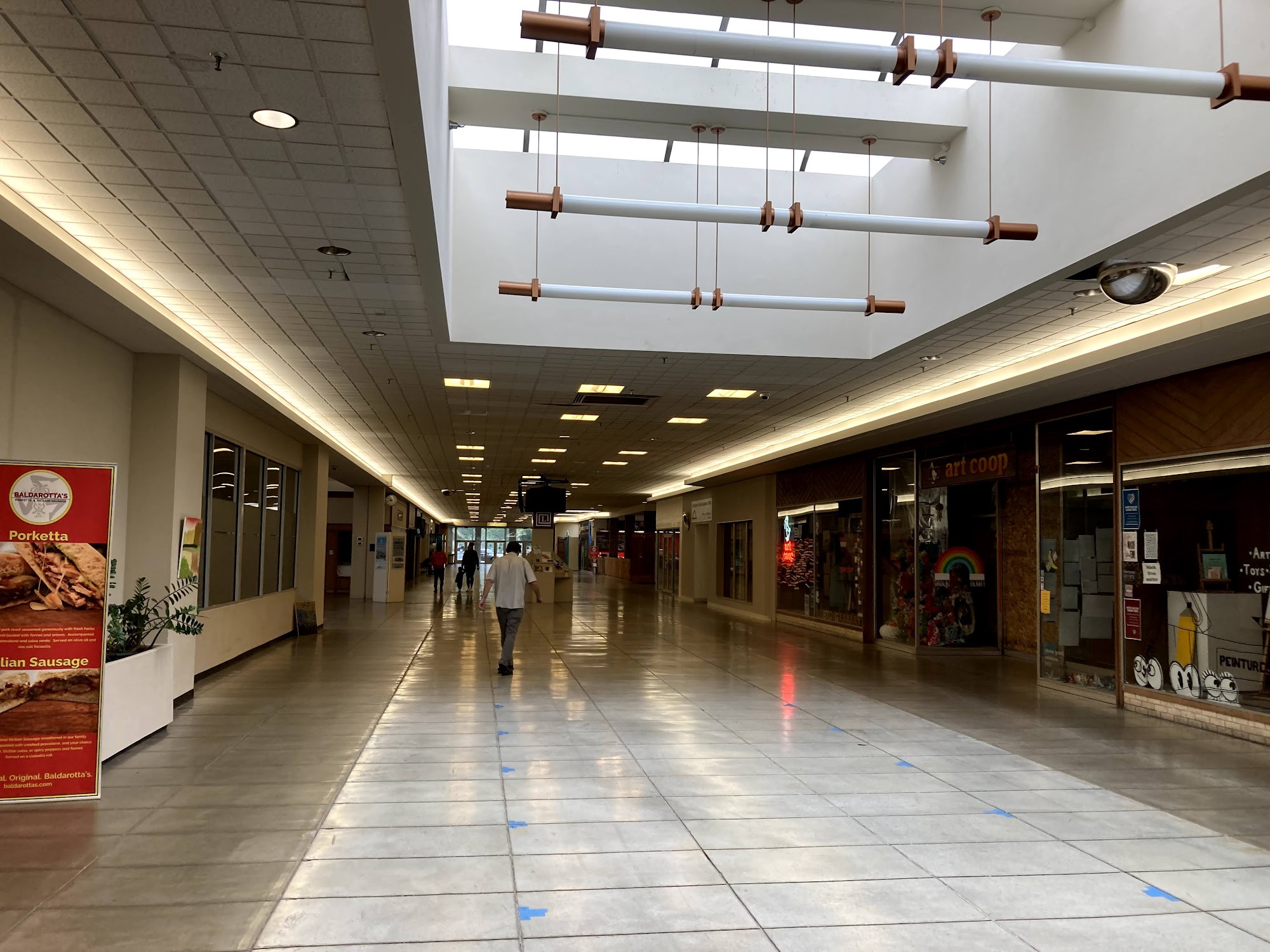 LINCOLN SQUARE MALL - Urbana IL - Hours, Directions, Reviews - Loc8NearMe