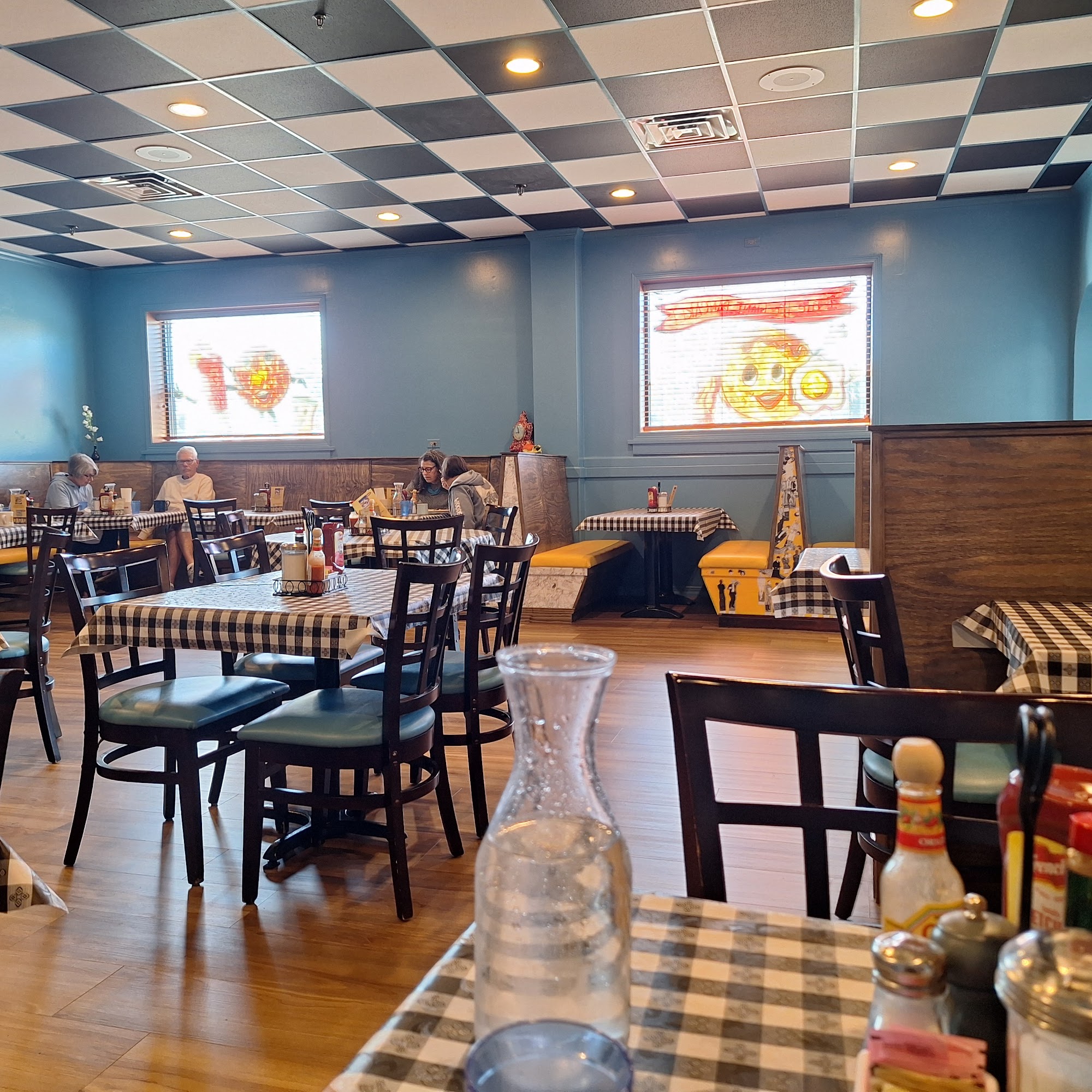 Lazy Daisy Diner & Cafe Urbana