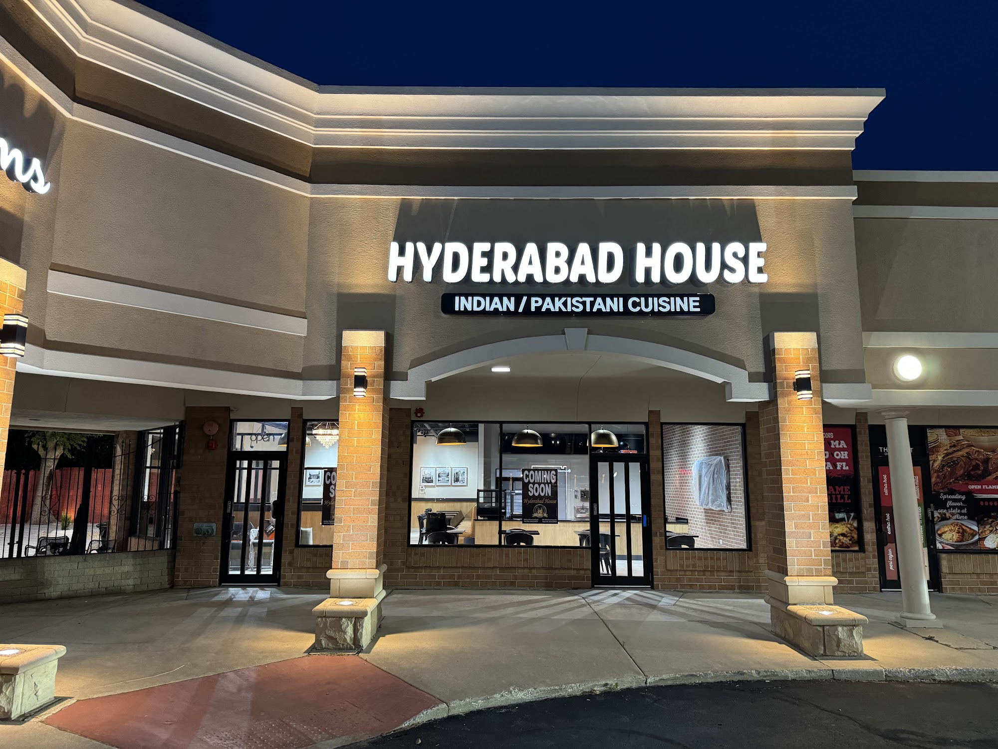 Hyderabad House 100 Roosevelt Rd Ste 34, Villa Park, IL 60181