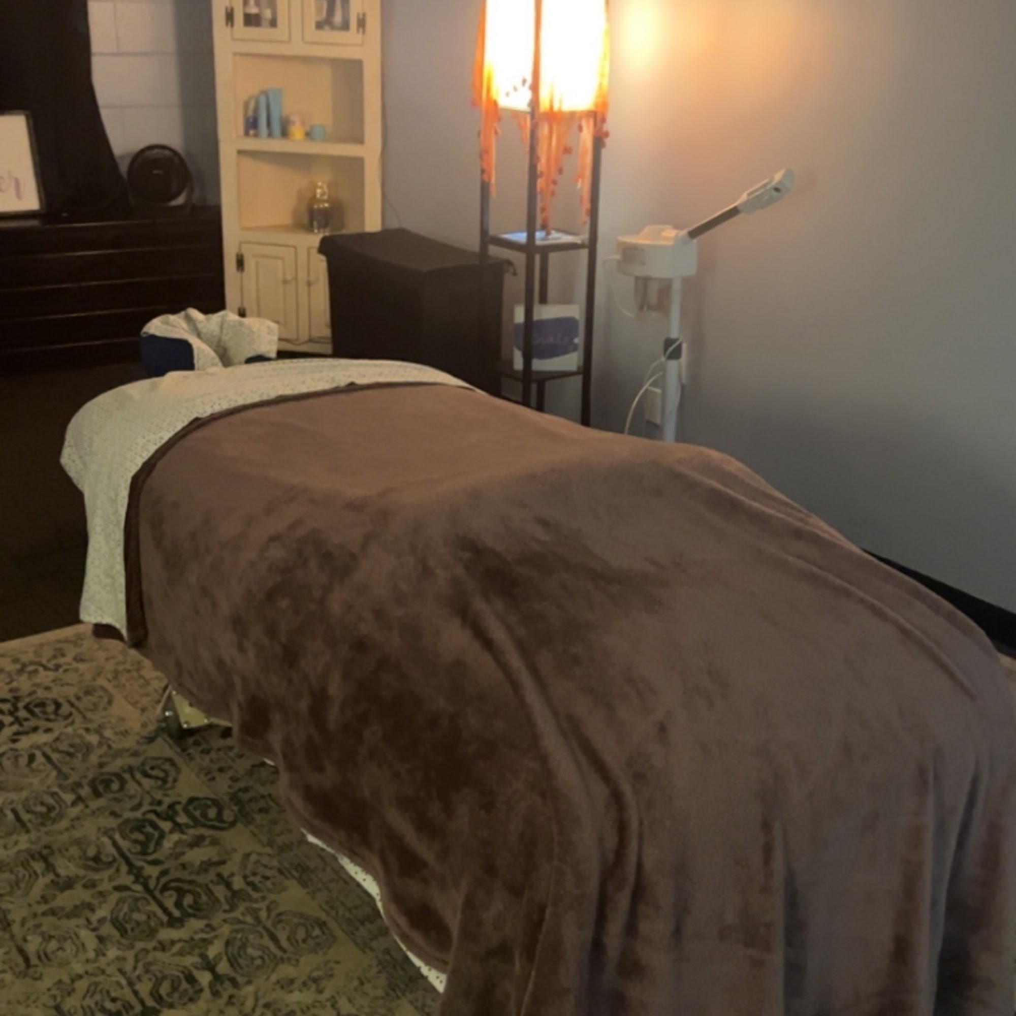 Massage Yah Later LLC 24363 Spring Creek Rd suite G, Washington Illinois 61571