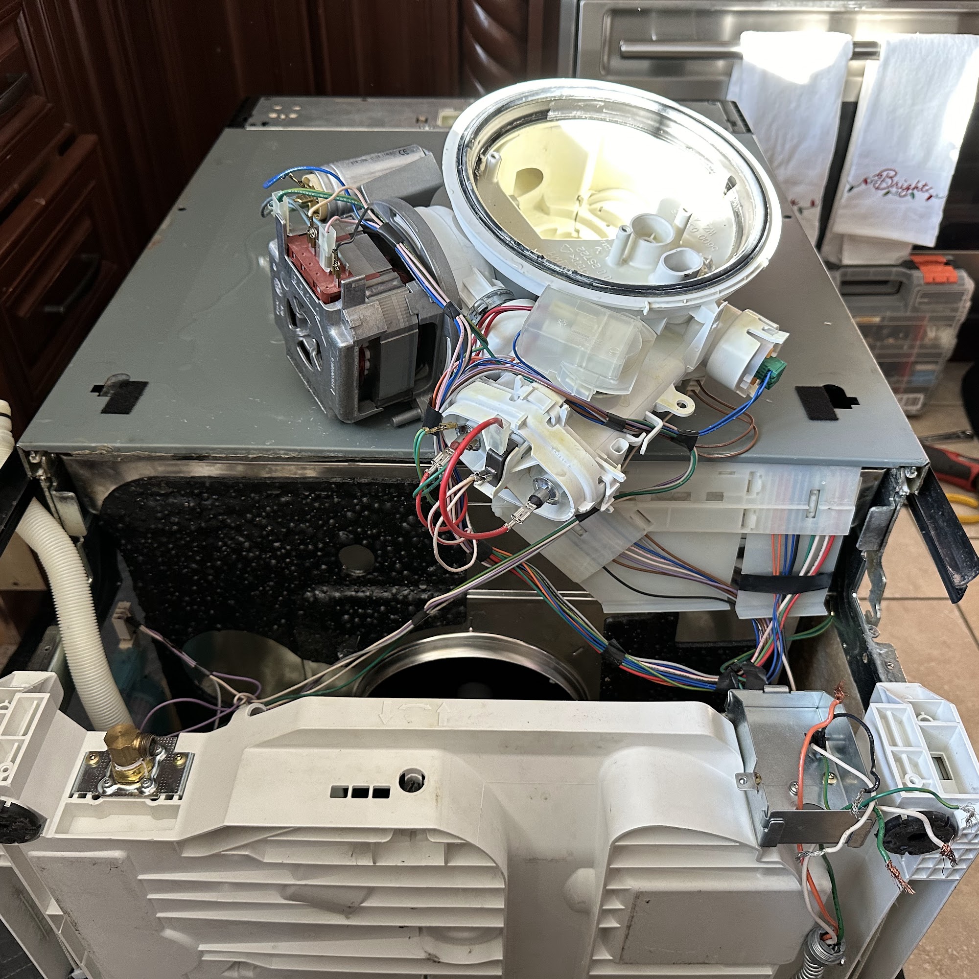 Above Grade Appliance Service Wheeling