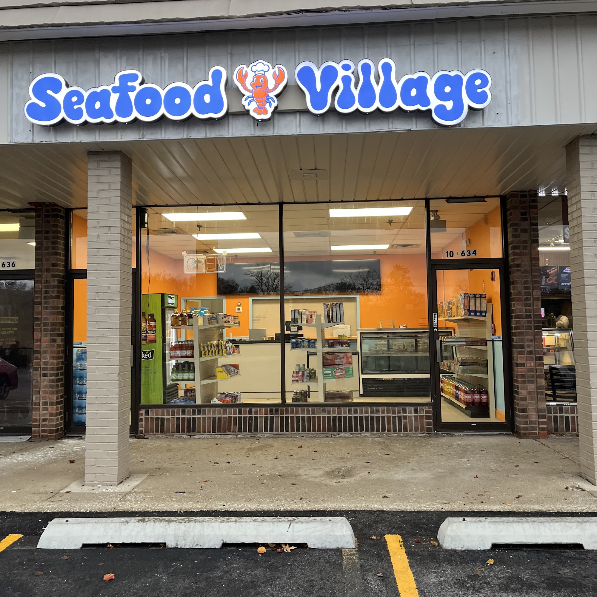 Seafood Village 10S634 Kingery Hwy, Willowbrook, IL 60527