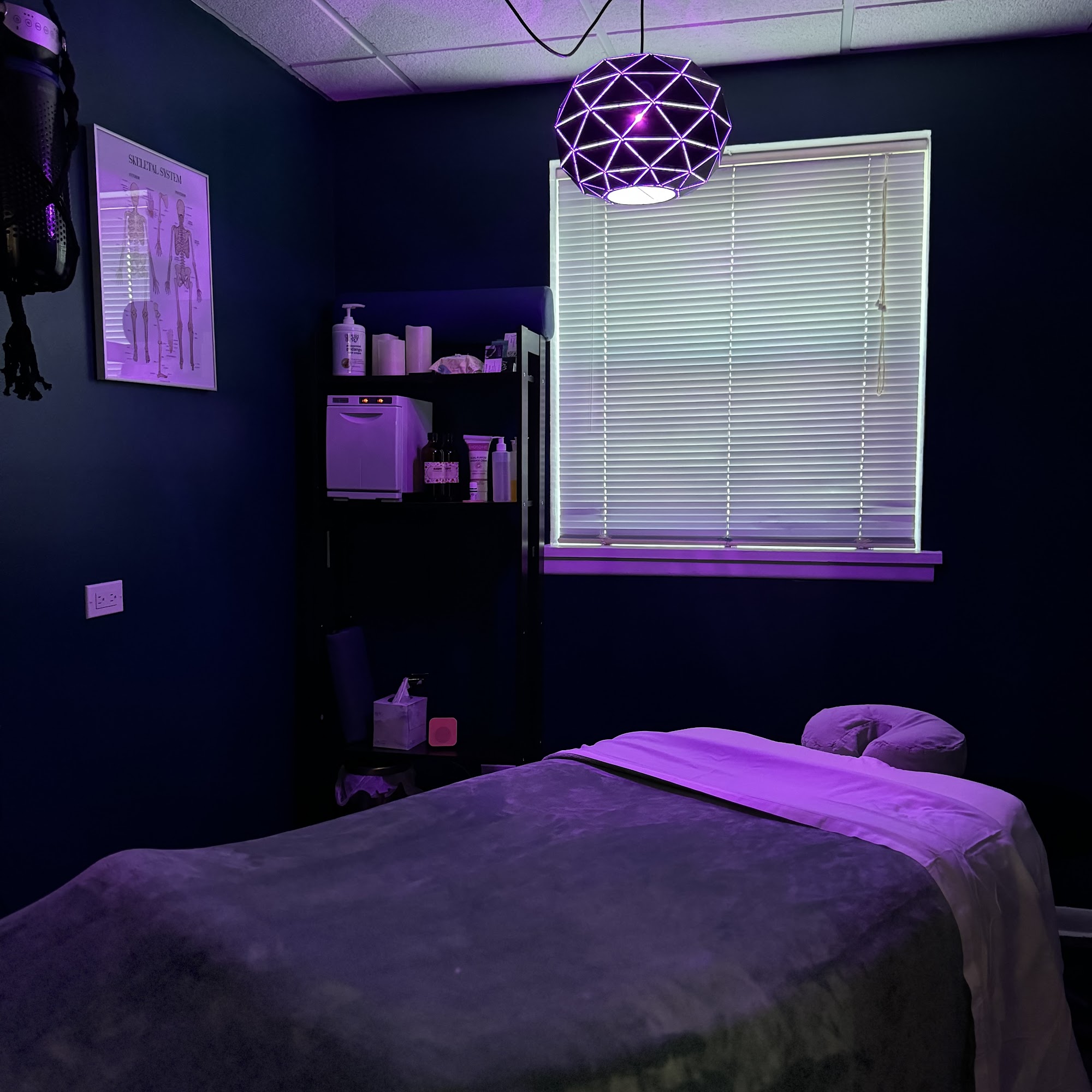 Meet Your Kneads Therapeutic Massage and Bodywork 3510 Hobson Rd #202, Woodridge Illinois 60517