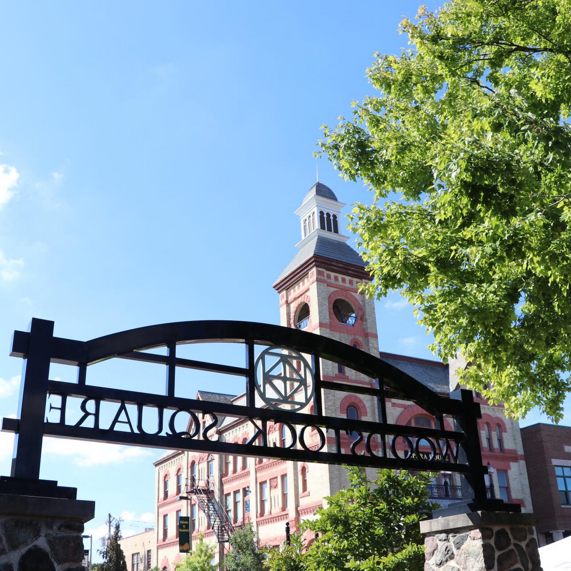 The LodeStone Center for Behavioral Health 111 Dean St, Woodstock Illinois 60098