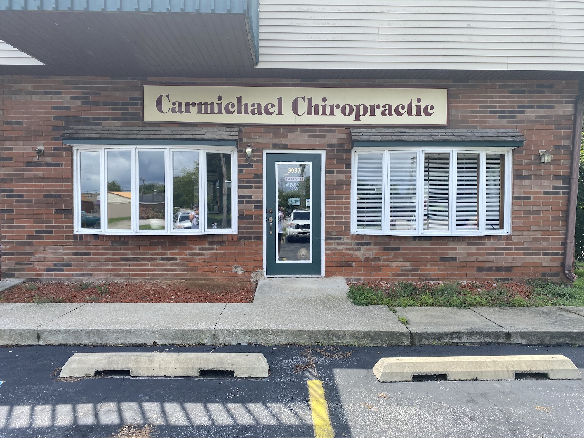 Carmichael Chiropractic Clinic