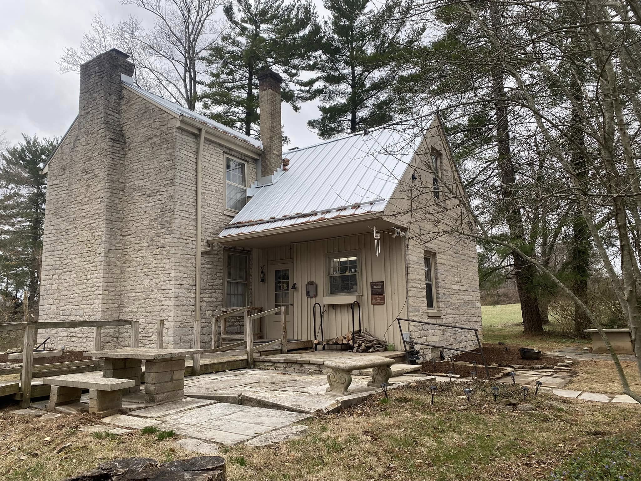 Golden Hands Construction Inc