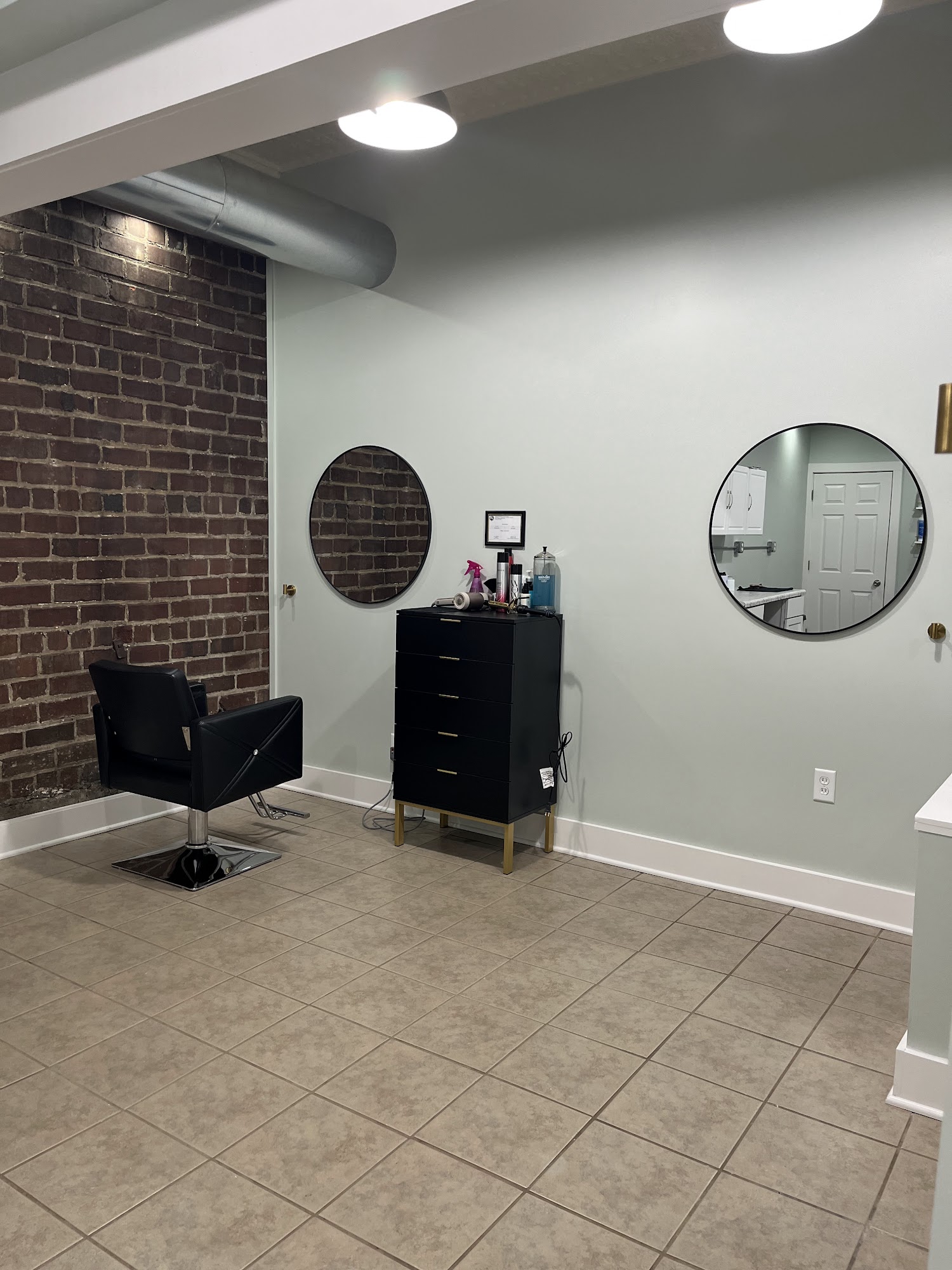 Creative Cuts and Color Salon 210 S Prairie St unit 2, Brookston Indiana 47923