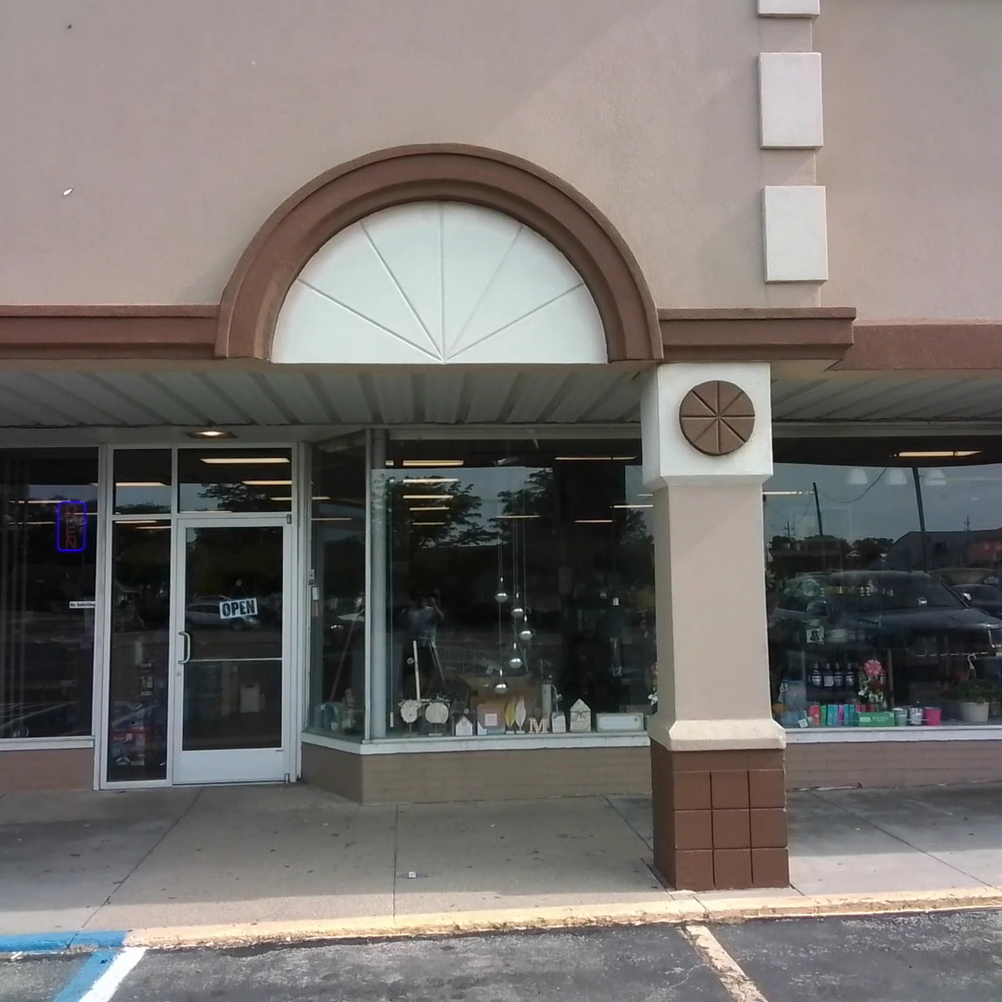 Jimenez Mr Discount 3 Floor and more llc 1810 25th St, Columbus Indiana 47201