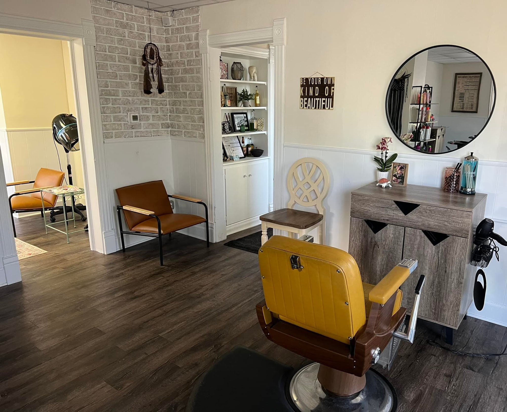 The Beauty Shoppe CP 300 S Court St, Crown Point Indiana 46307