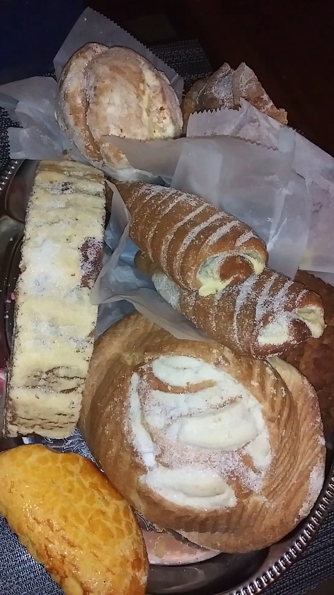 Hernandez Bakery Menu