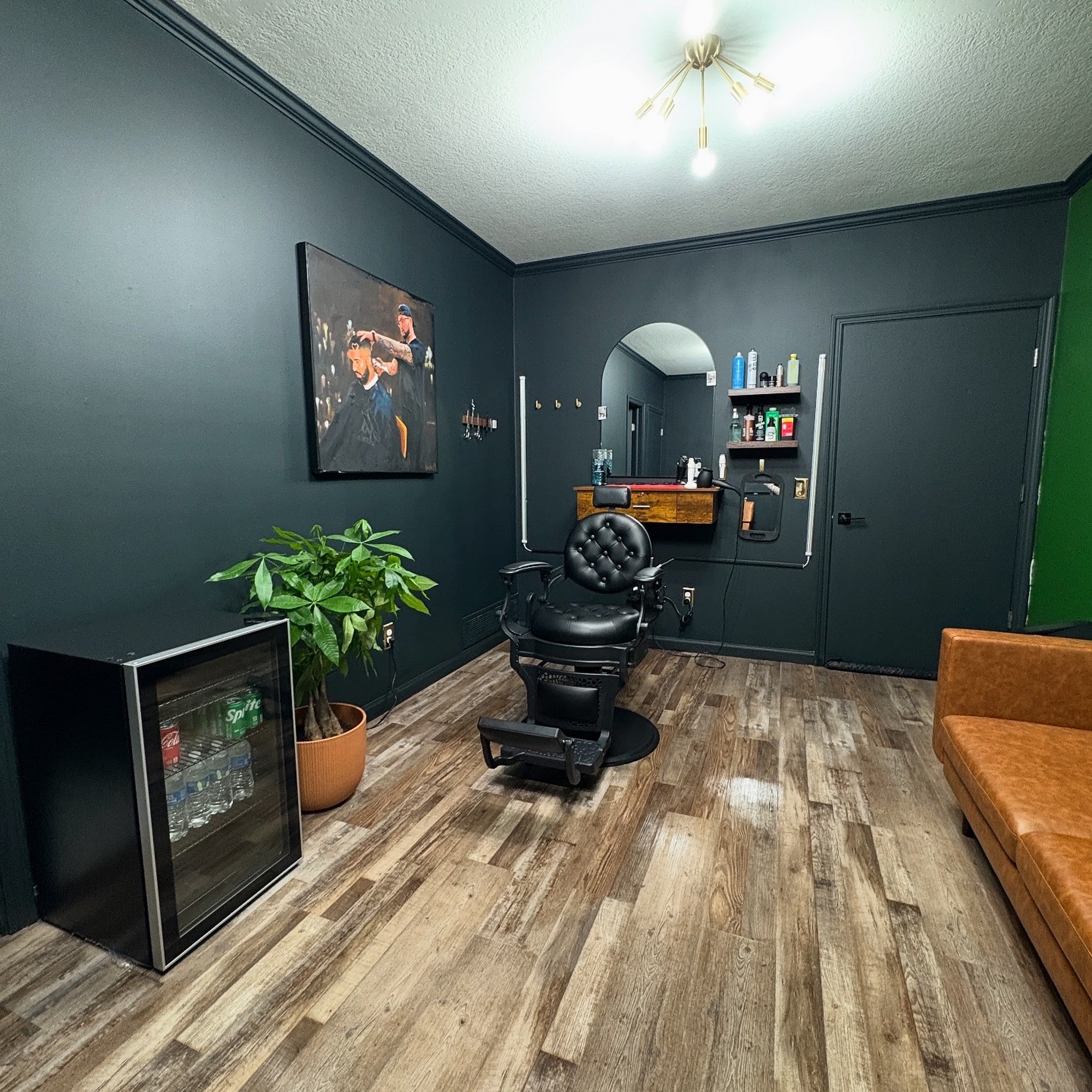 The Lucky Clover Barbershop 1910 St Joe Center Rd Suite 15 Room 6, Fort Wayne Indiana 46825