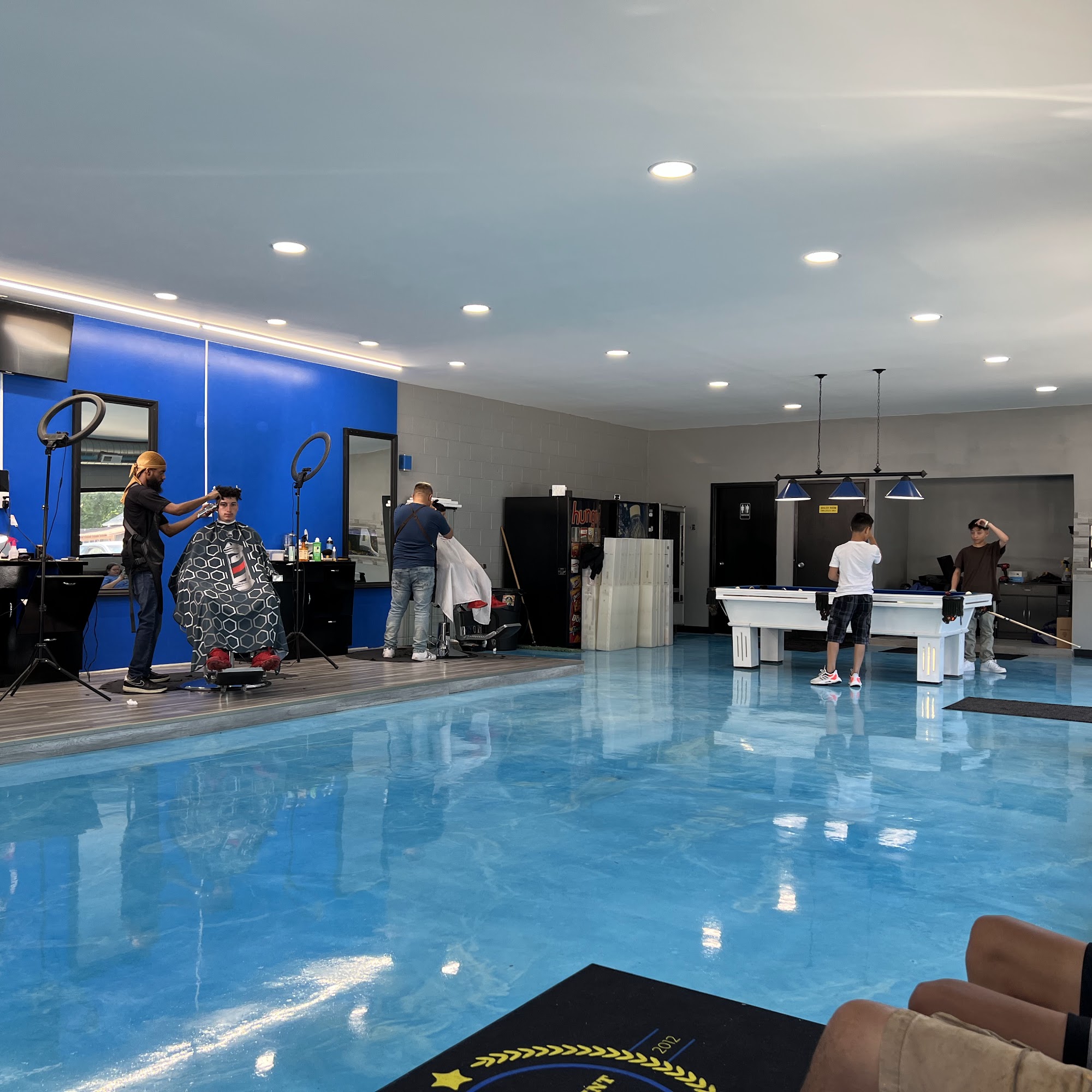 Magnificent Cutz 2202 Broadway, Fort Wayne Indiana 46802