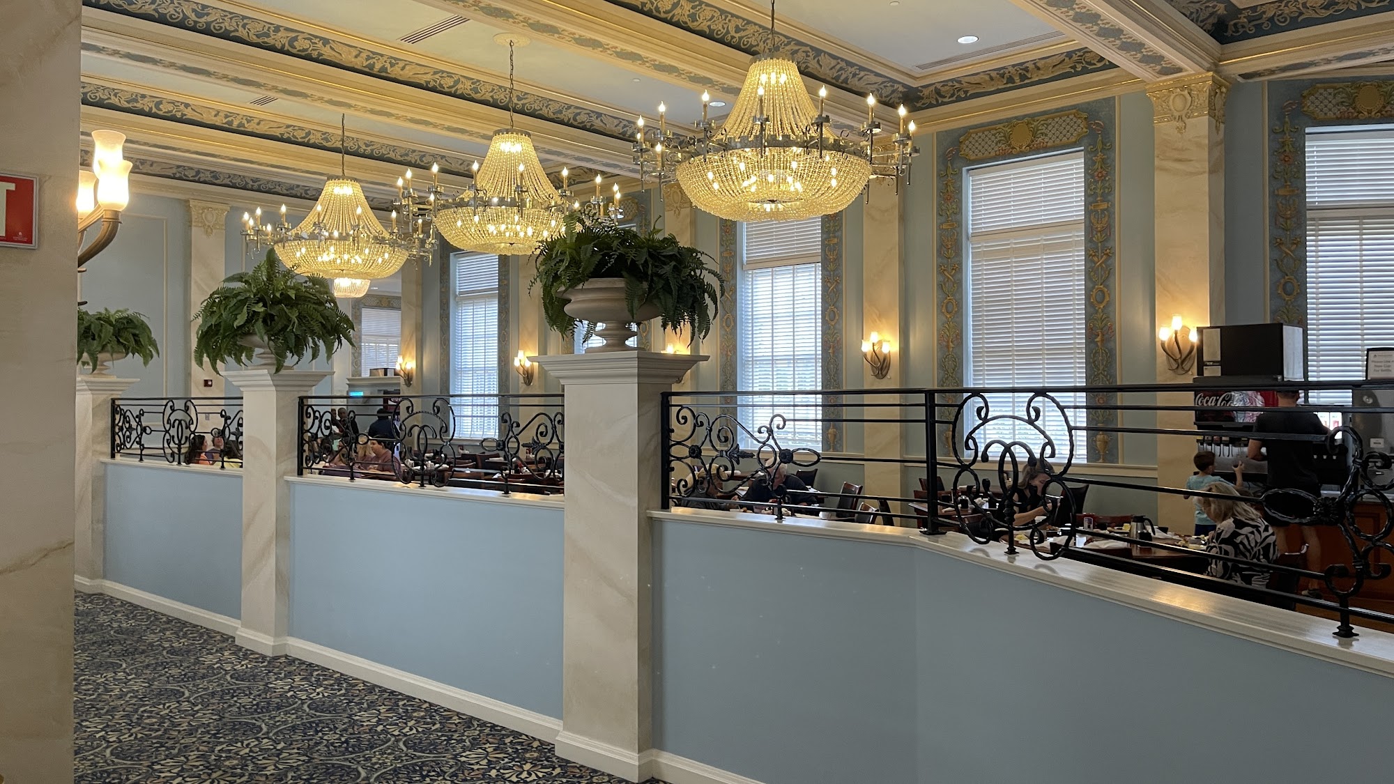THE GRAND COLONNADE RESTAURANT