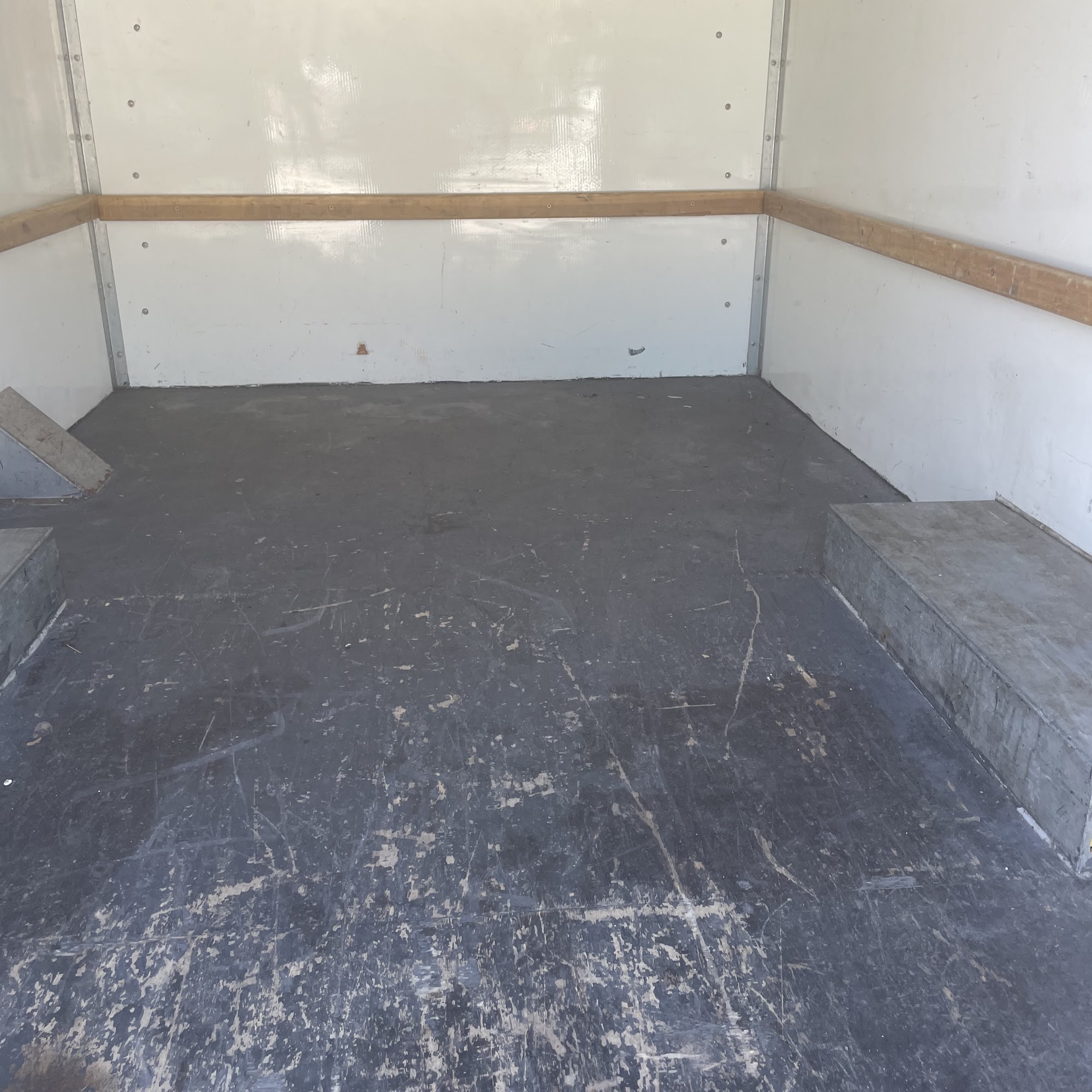 U-Haul Neighborhood Dealer