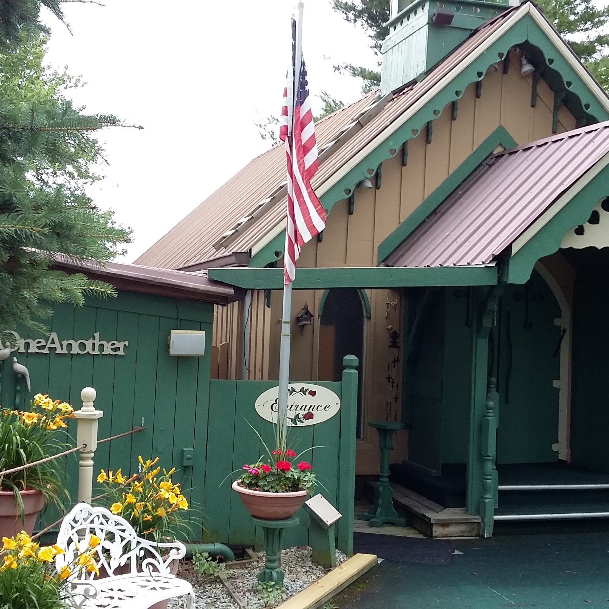 Judy's Wedding Chapel & Gifts 1539 E 300 N, Greenfield Indiana 46140