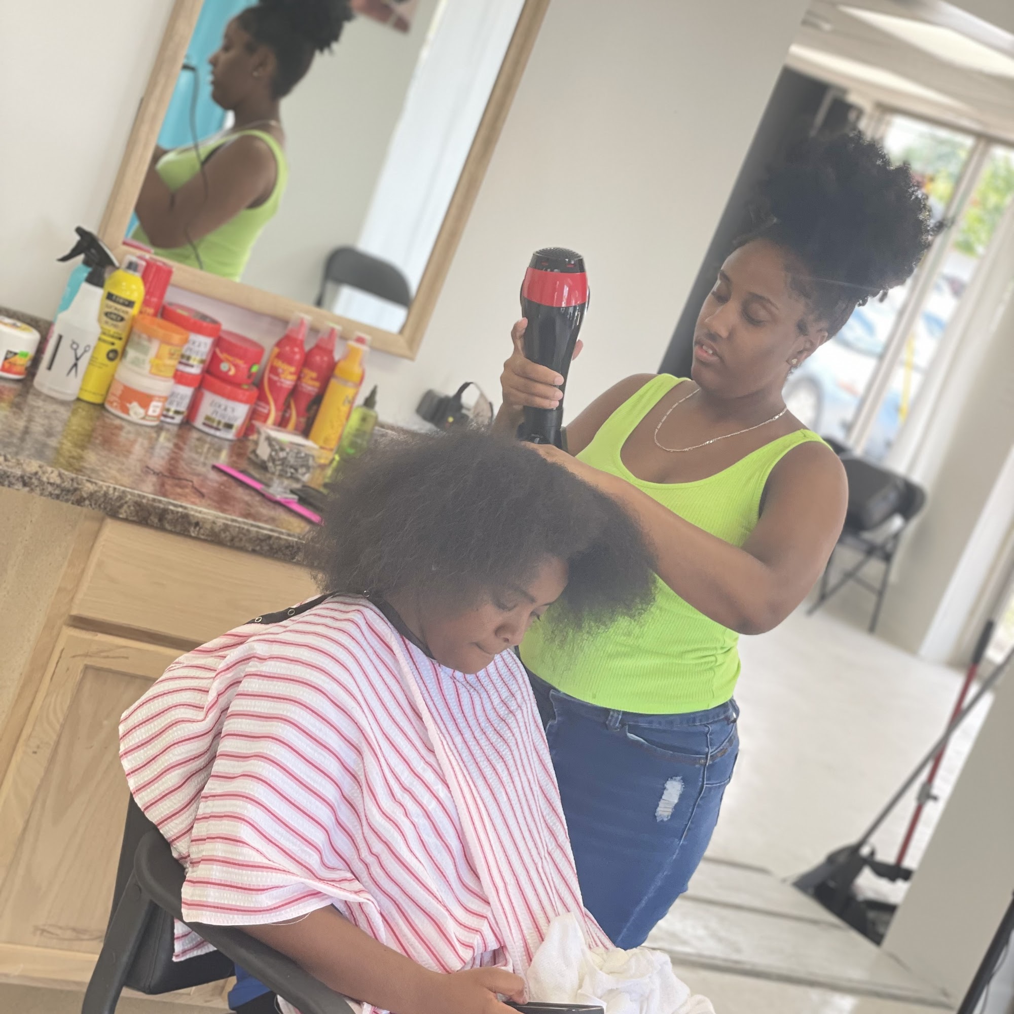 Nyce Styles Barber/Salon 844 N Cline Ave, Griffith Indiana 46319