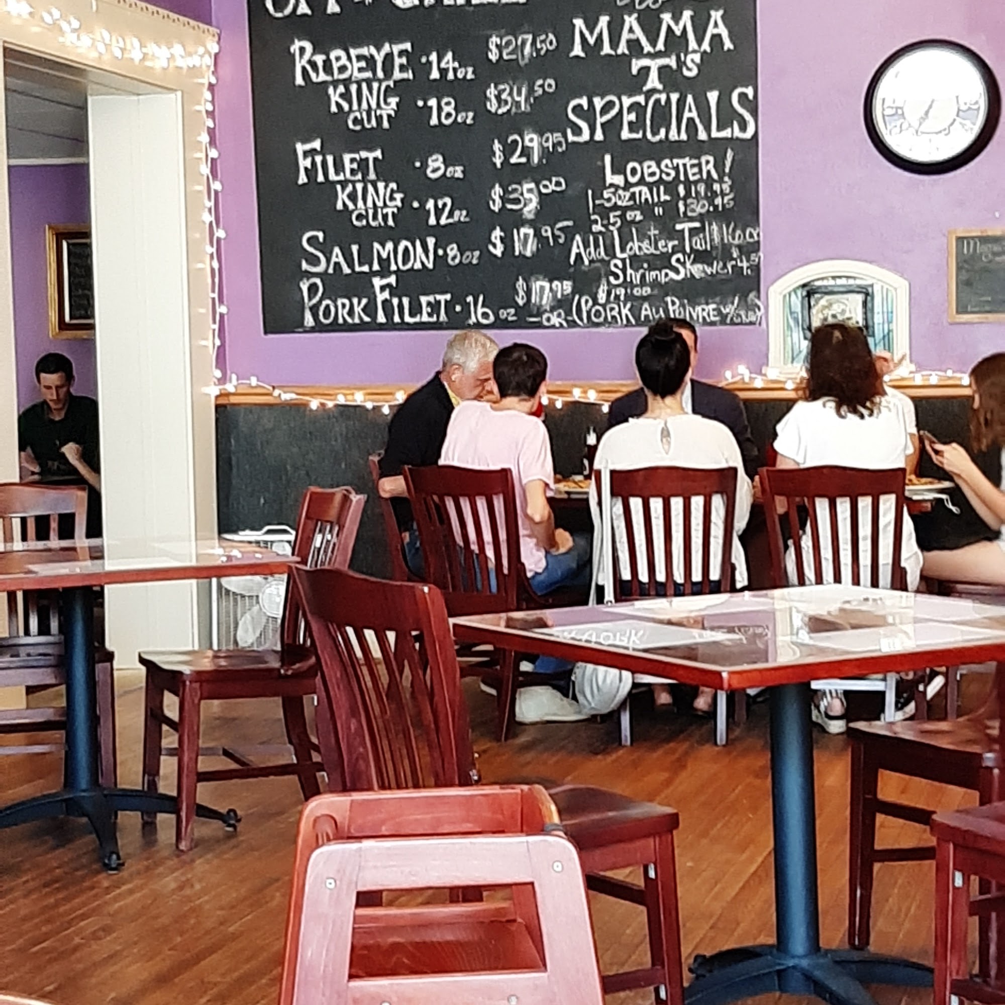 Mama T's Italian Steakhouse Huntingburg