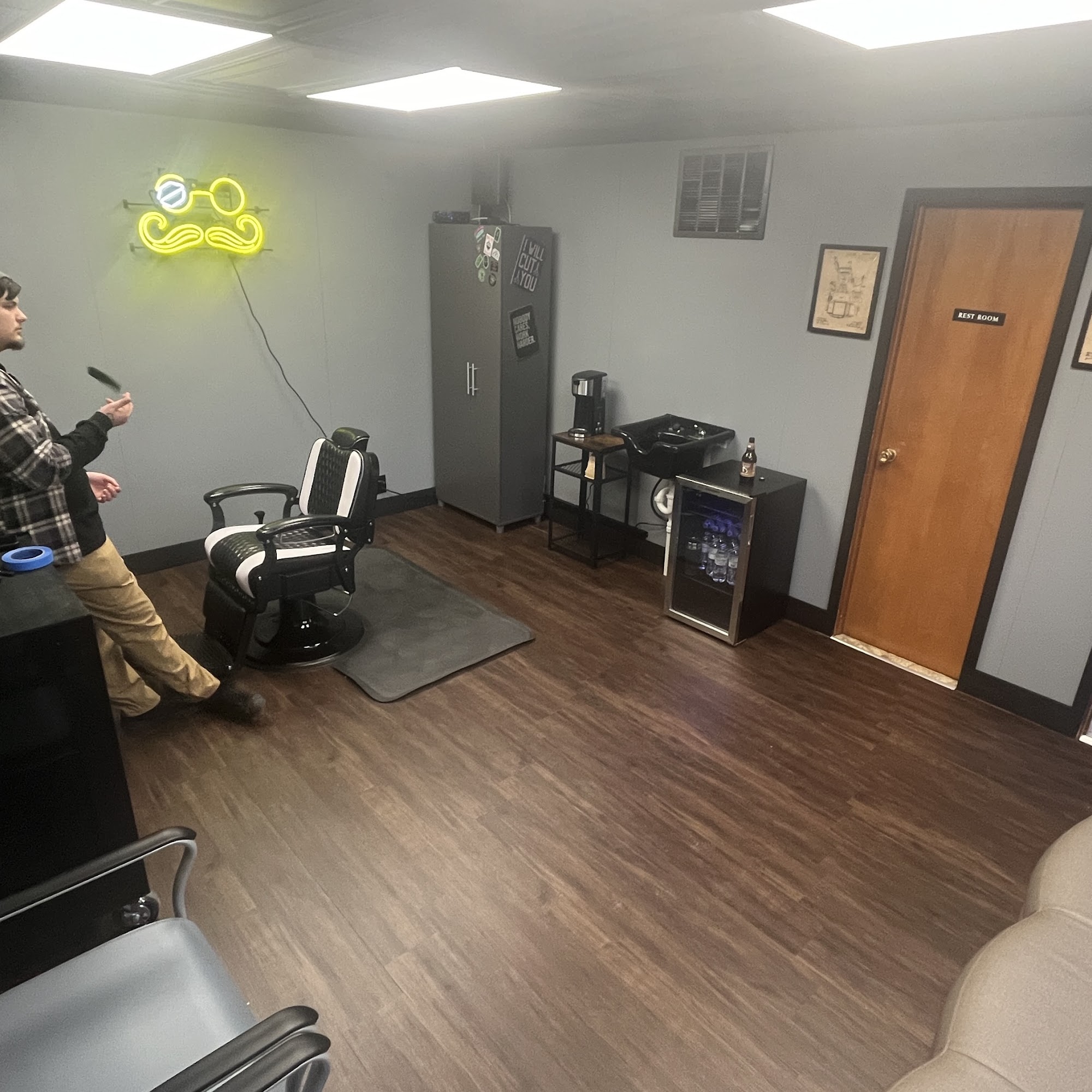 Back Alley Barber Club