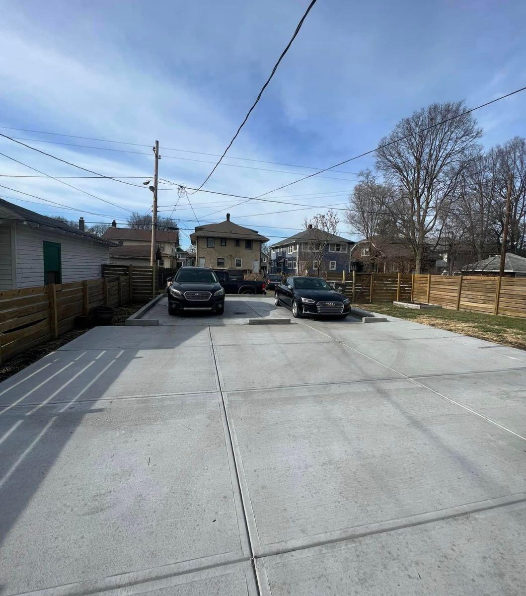 Ray's construction & painting