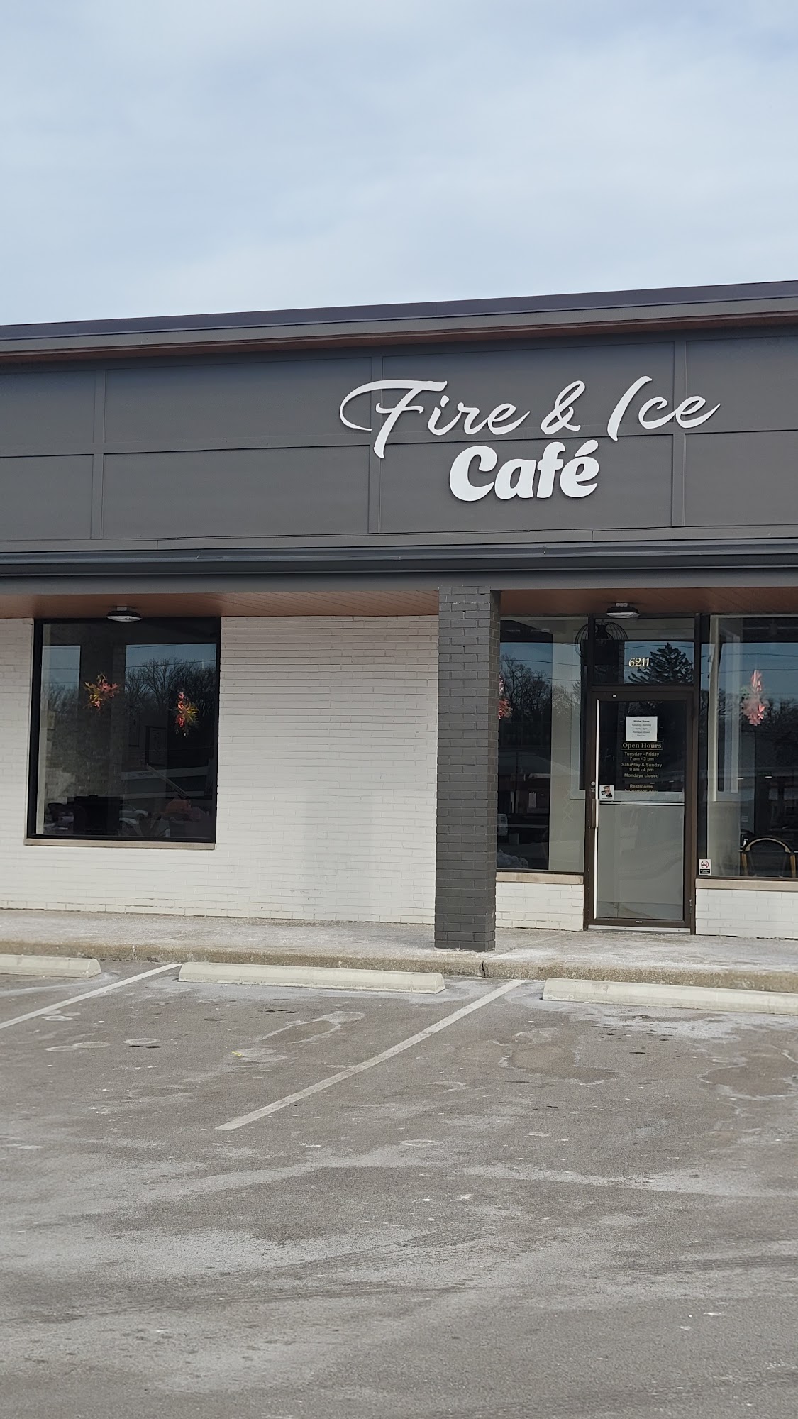 Fire & Ice Café