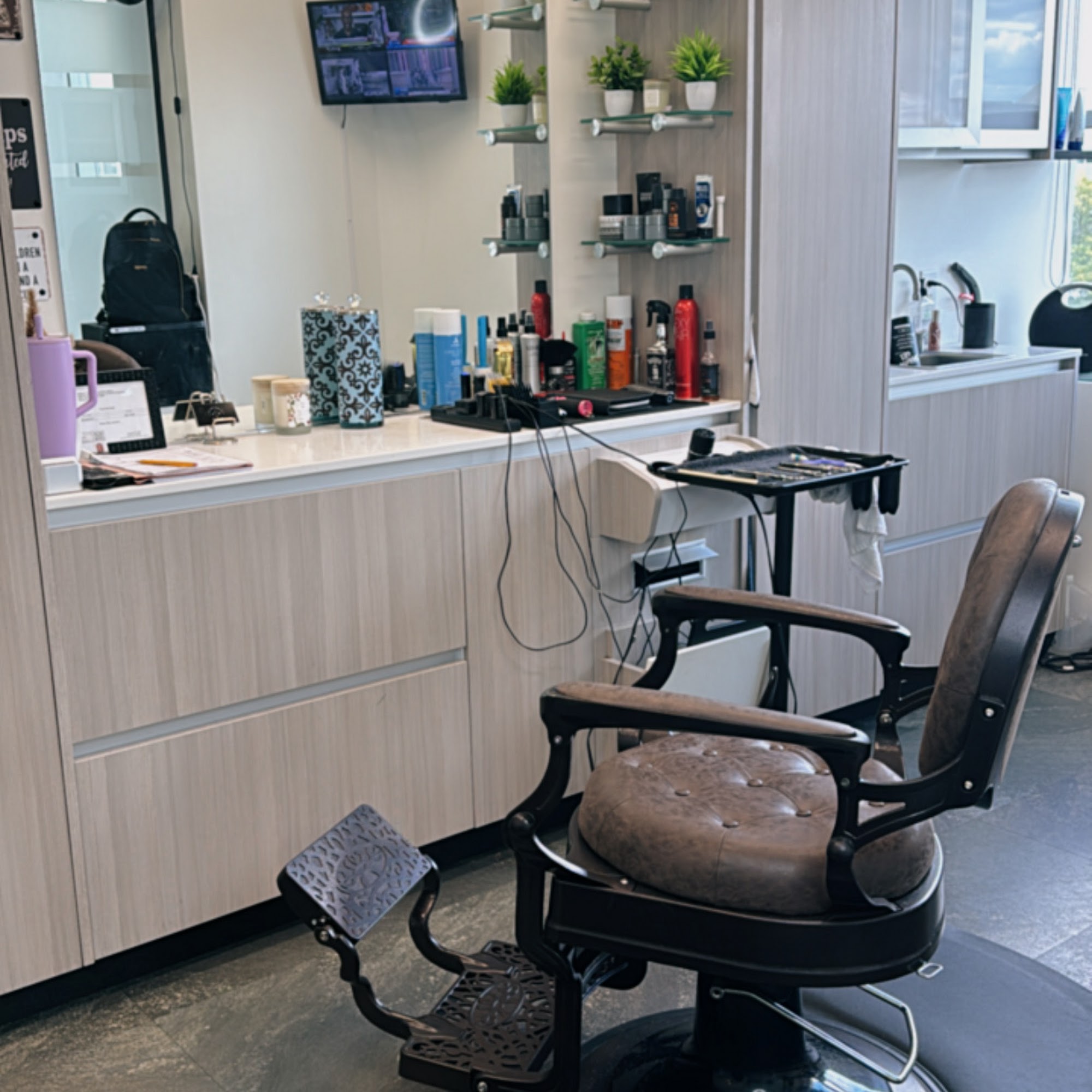 The Fade Room LLC 8702 Keystone Crossing suite 210a 5, Indianapolis Indiana 46240