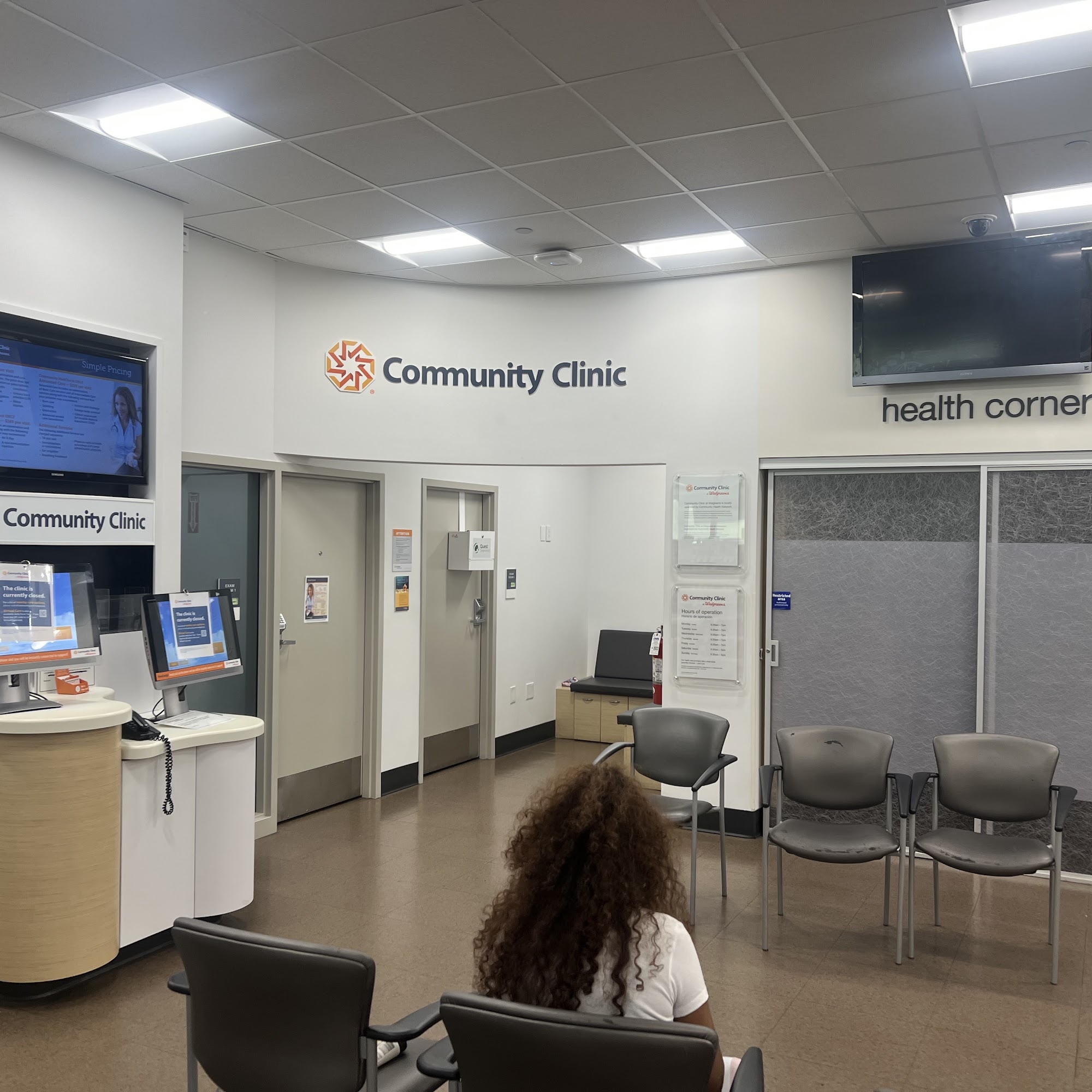 Community Clinic at Walgreens - Indianapolis 86th & Michigan