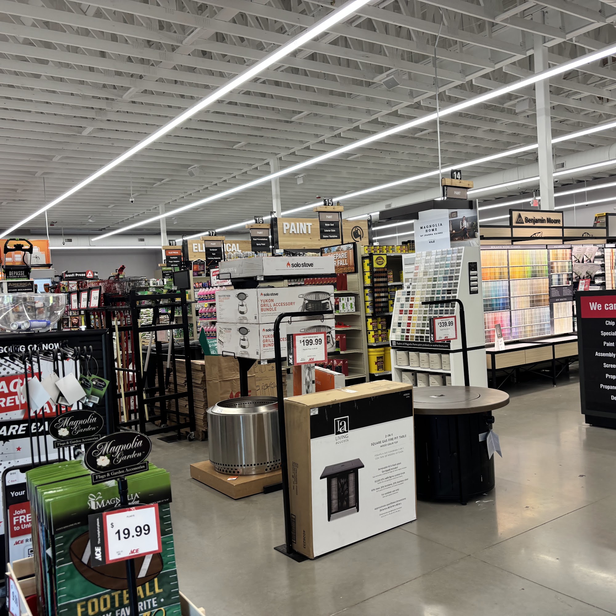 Benge's Ace Hardware-Five Points