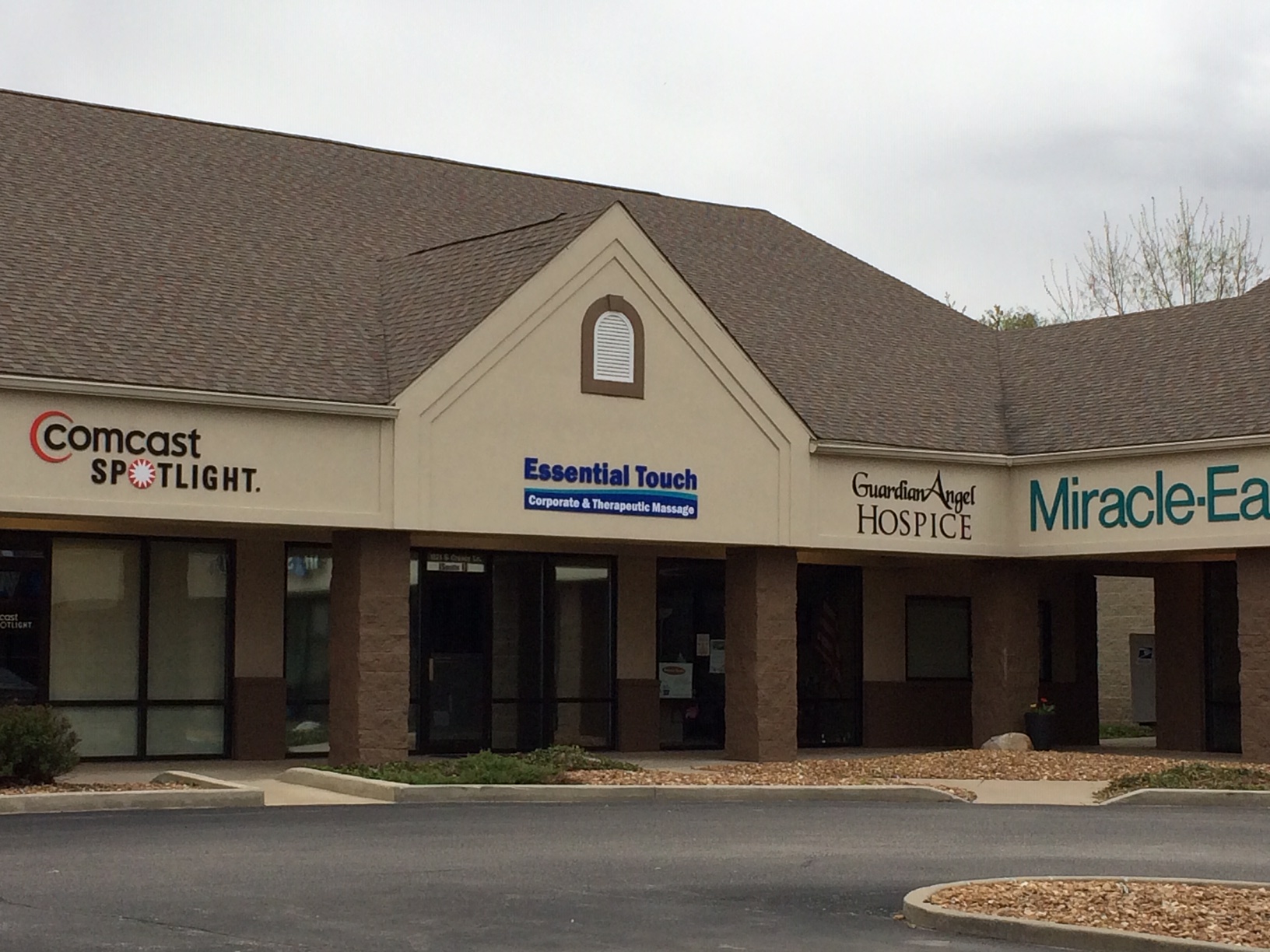 Essential Touch Corporate & Therapeutic Massage