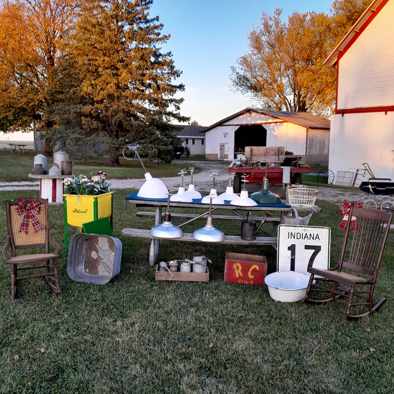 The Flying Dutchgirl - Barn Sales Lowell